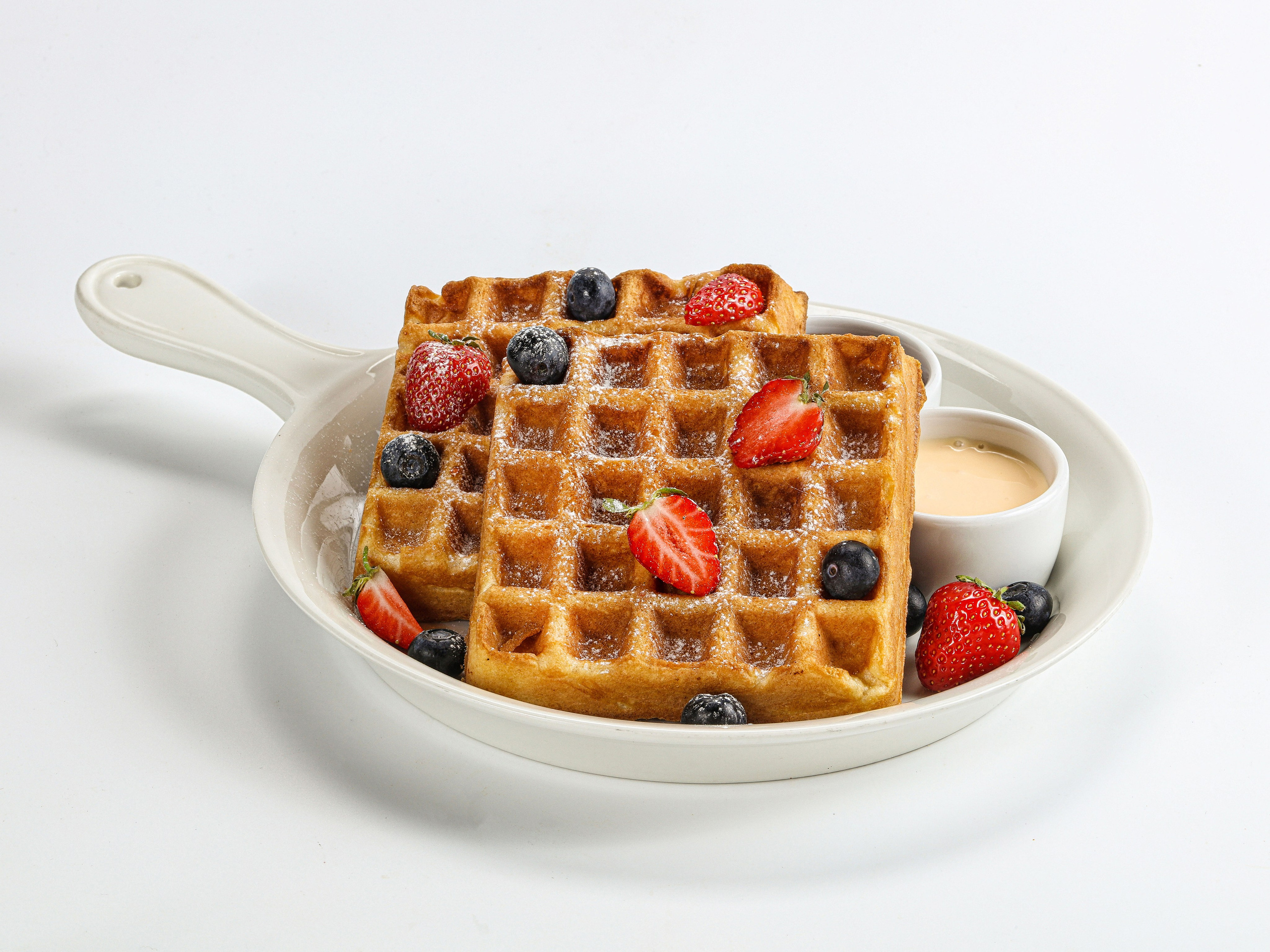 Фотосъемка десертов и выпечки. Заказ по тел.: +7 (906) 006-90-22. Фуд-фотограф Андрей Старостин — съемка еды в Москве. 9000 руб. в час