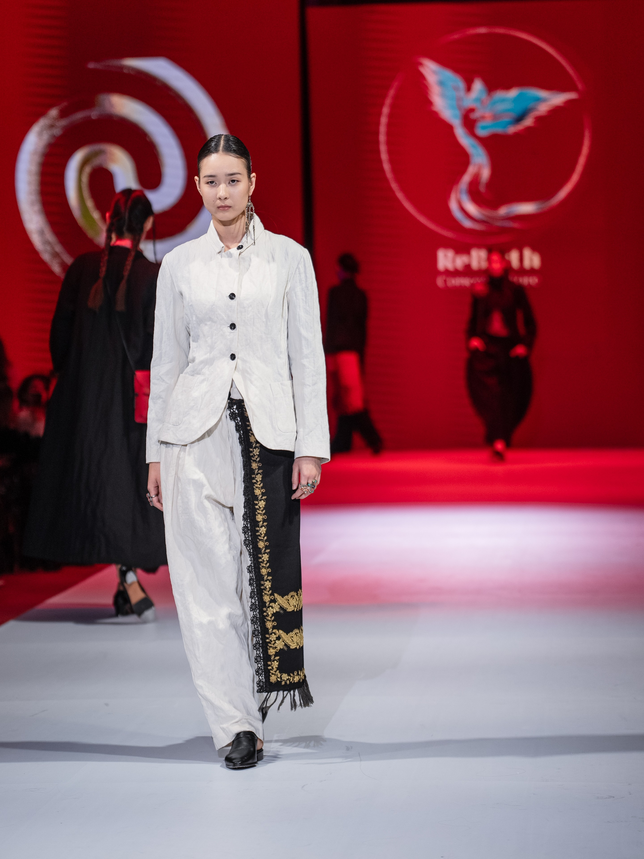 EURASIAN FASHION WEEK Reberth. Сайт Алматинского НЮ АРТ, будуар и фэшн фотографа Дениса Карпенко