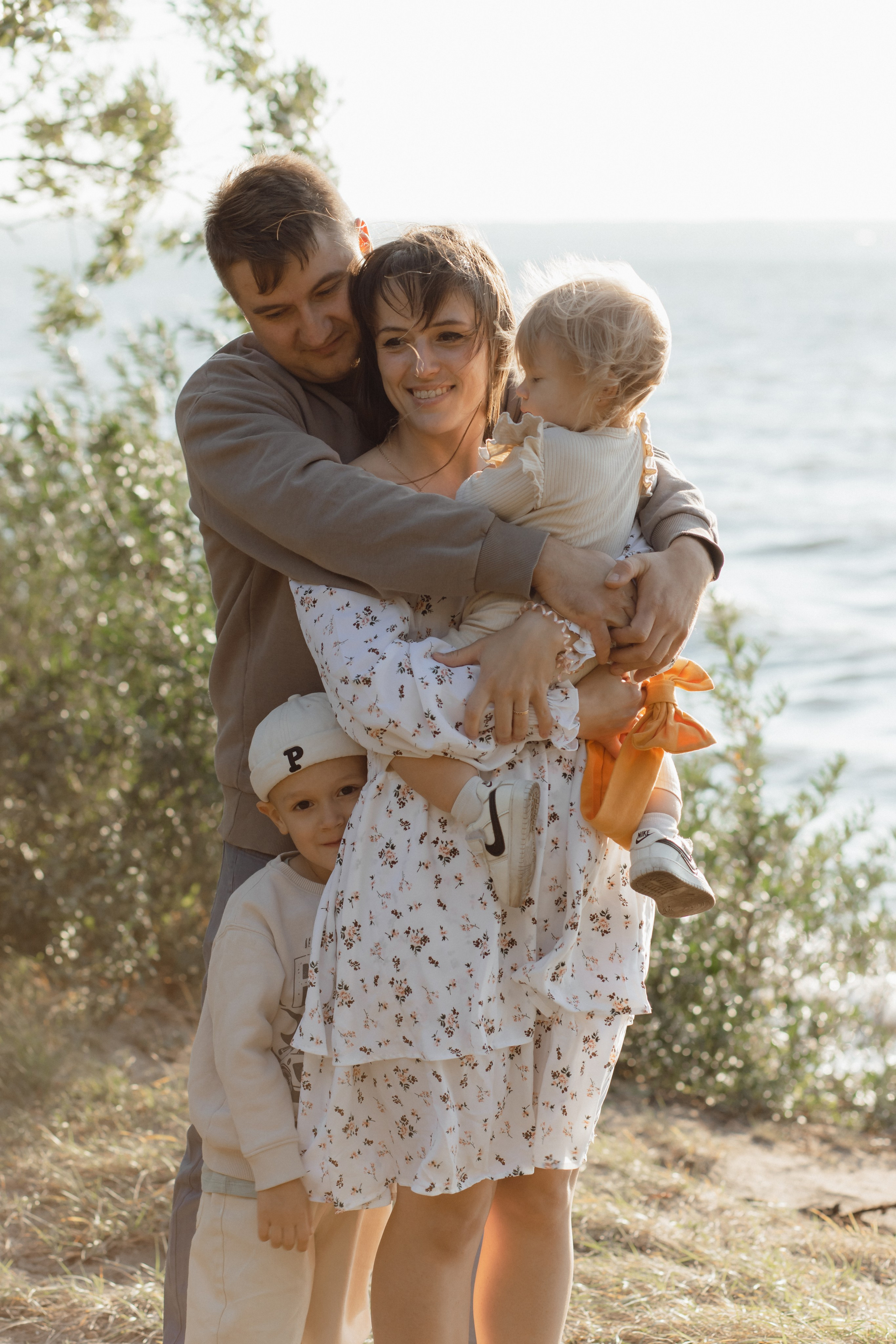 На берегу. Семейный и свадебный фотограф в Челябинске Мария Леонтьева