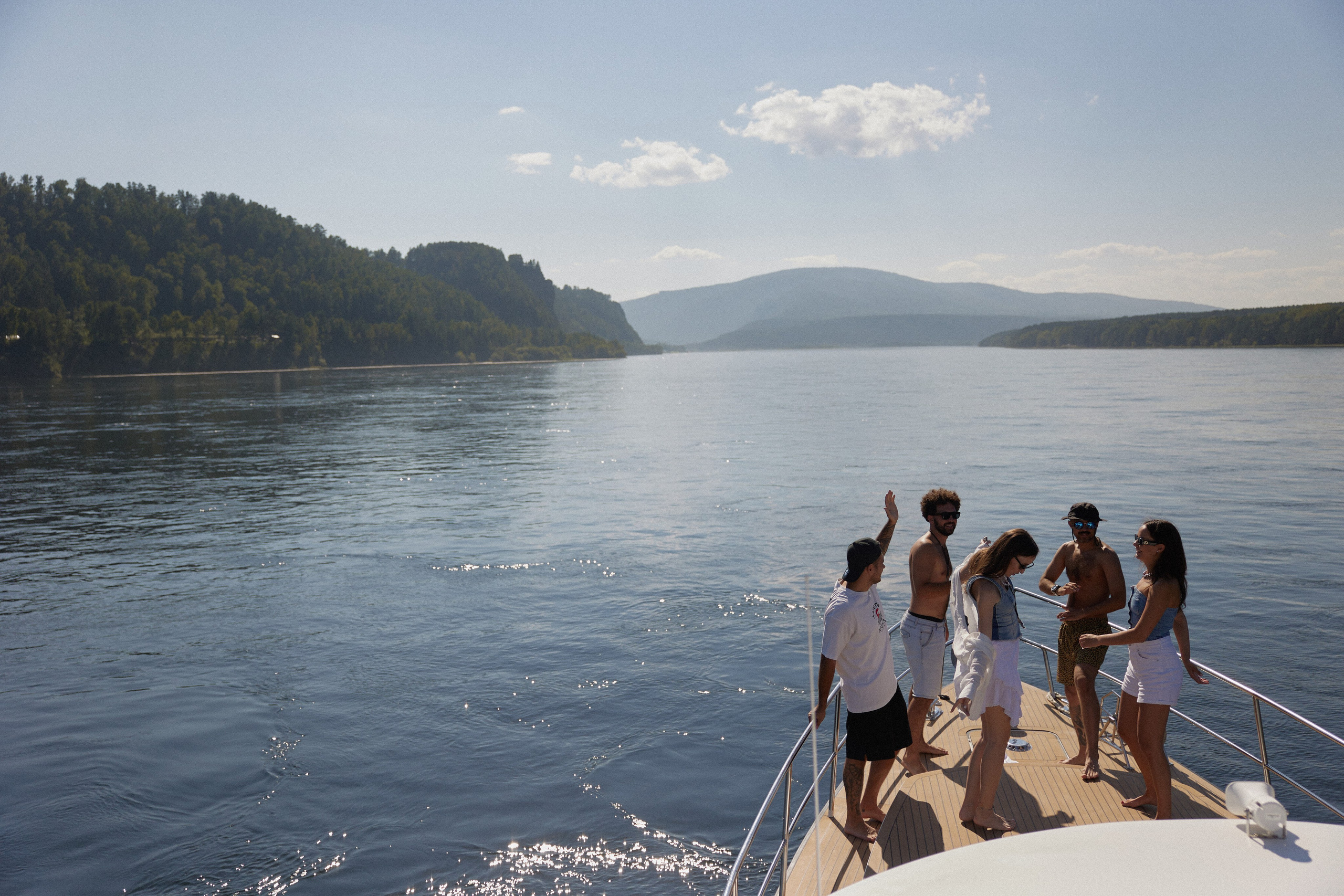 Boat party. Анна Мамаева коммерческий фотограф в Красноярске