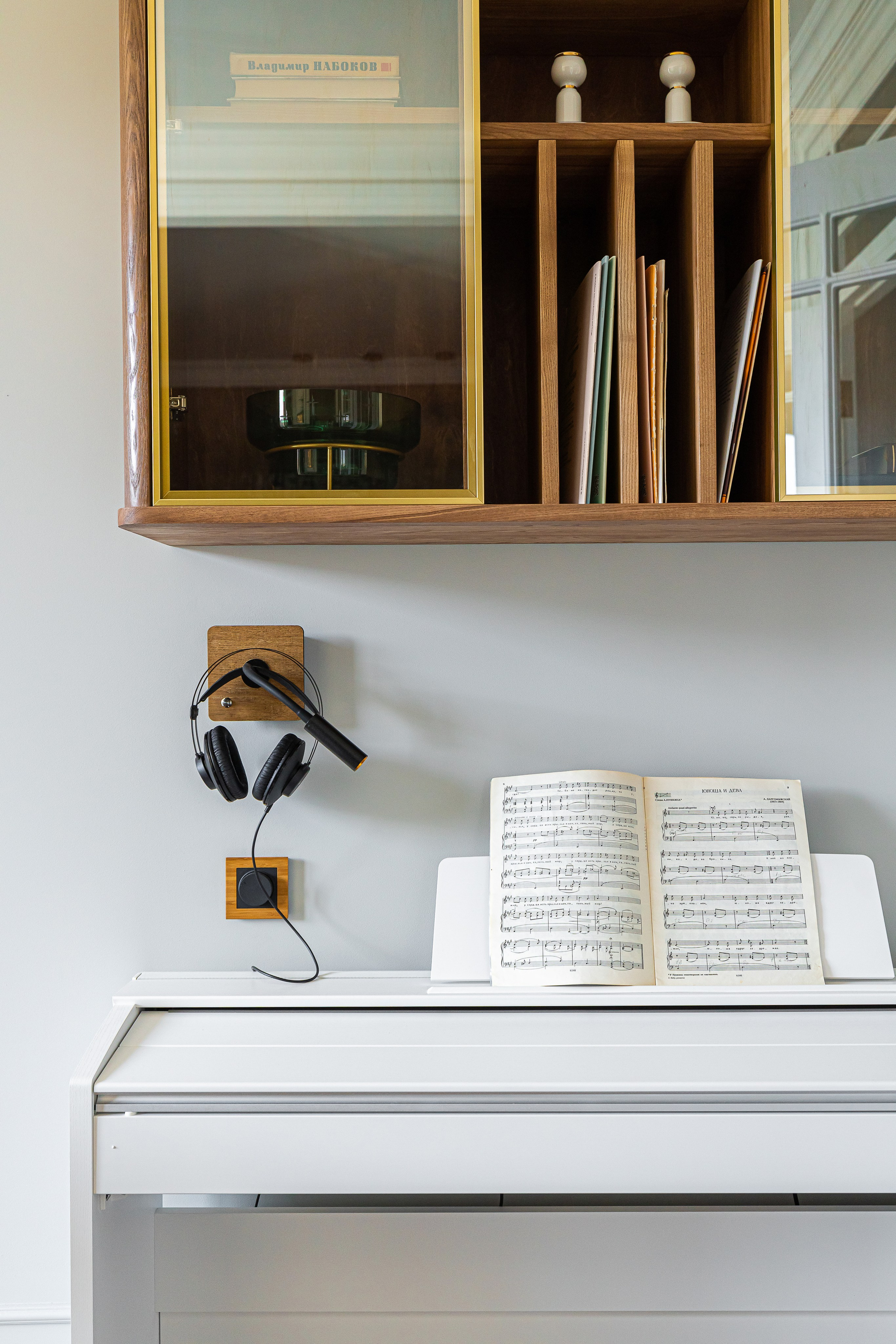 Квартира 64 кв.м в Петербурге для семейной пары. Дизайн интерьеров Москва / Петербург / регионы