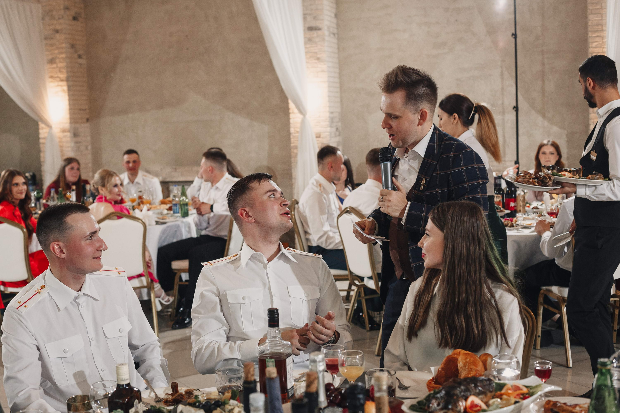 Банкет офицеров выпускников академии связи. Свадебный фотограф Игорь Брундасов 8PHOTO на свадьбу венчание загс СПб
