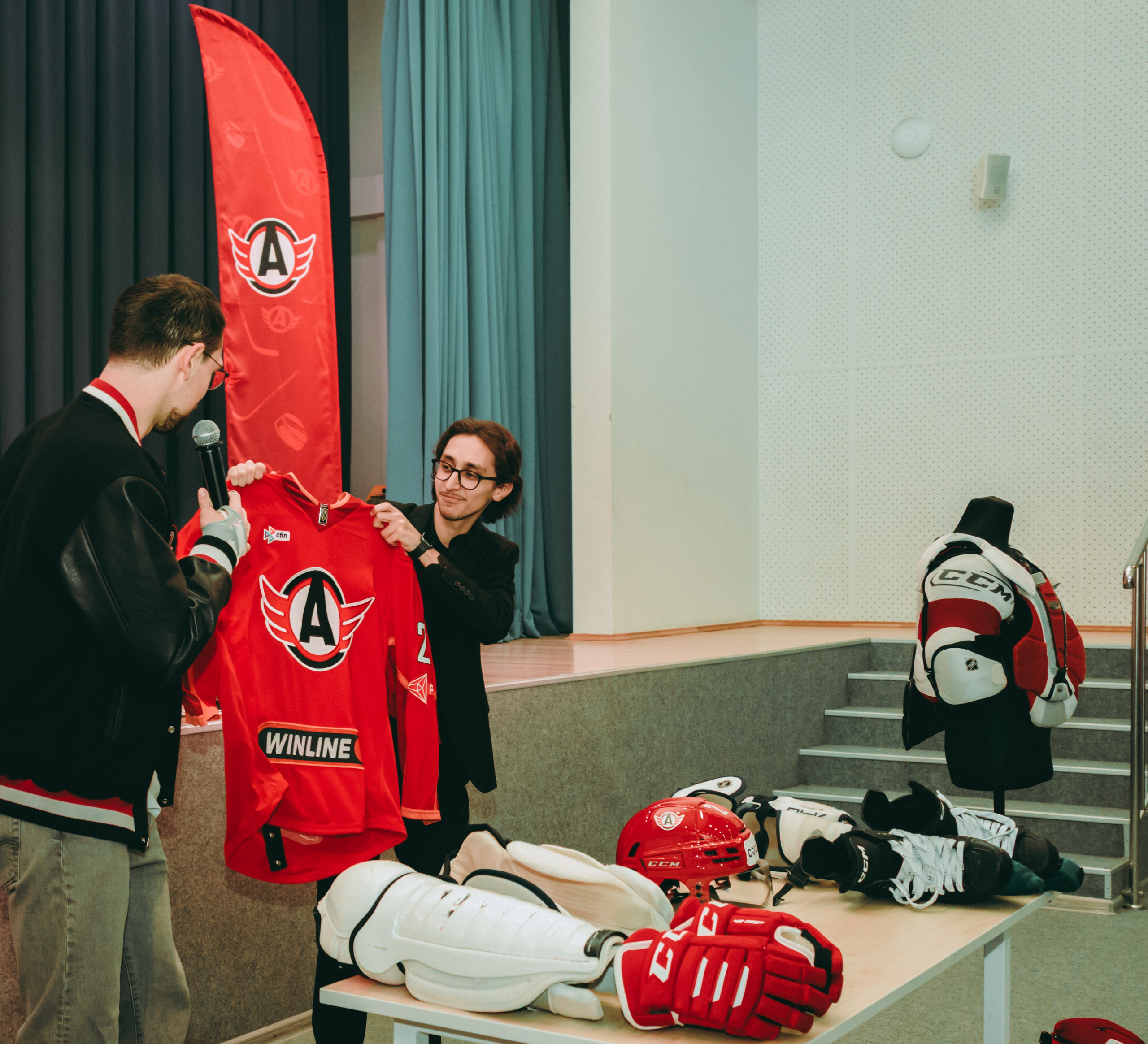 УРОКИ ХОККЕЯ ХК «АВТОМОБИЛИСТ». Фотограф в Екатеринбурге Ирада Баянгулова