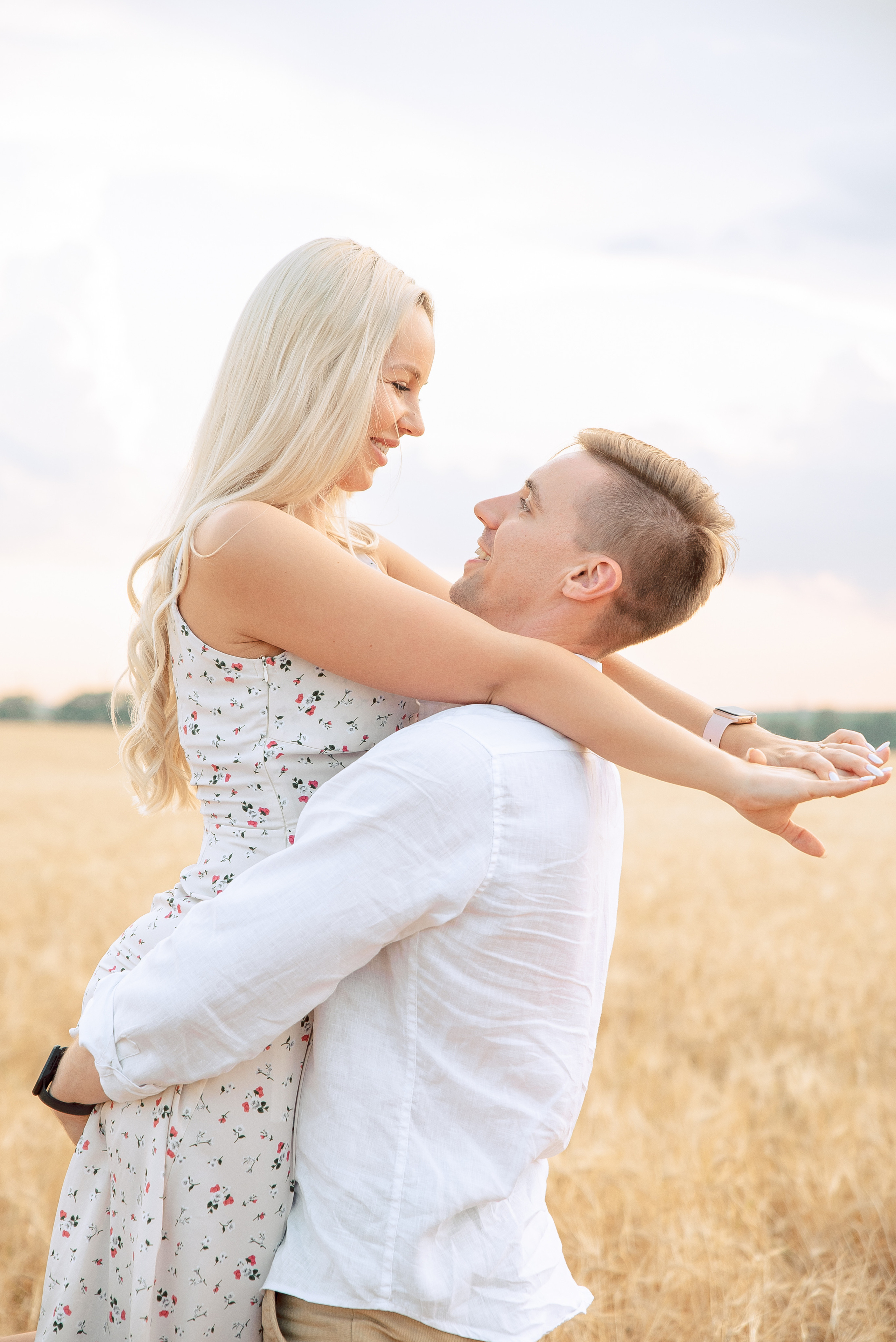 Семейная фотосессия Электросталь. Свадебный и женский фотограф город Электросталь и Ногинск