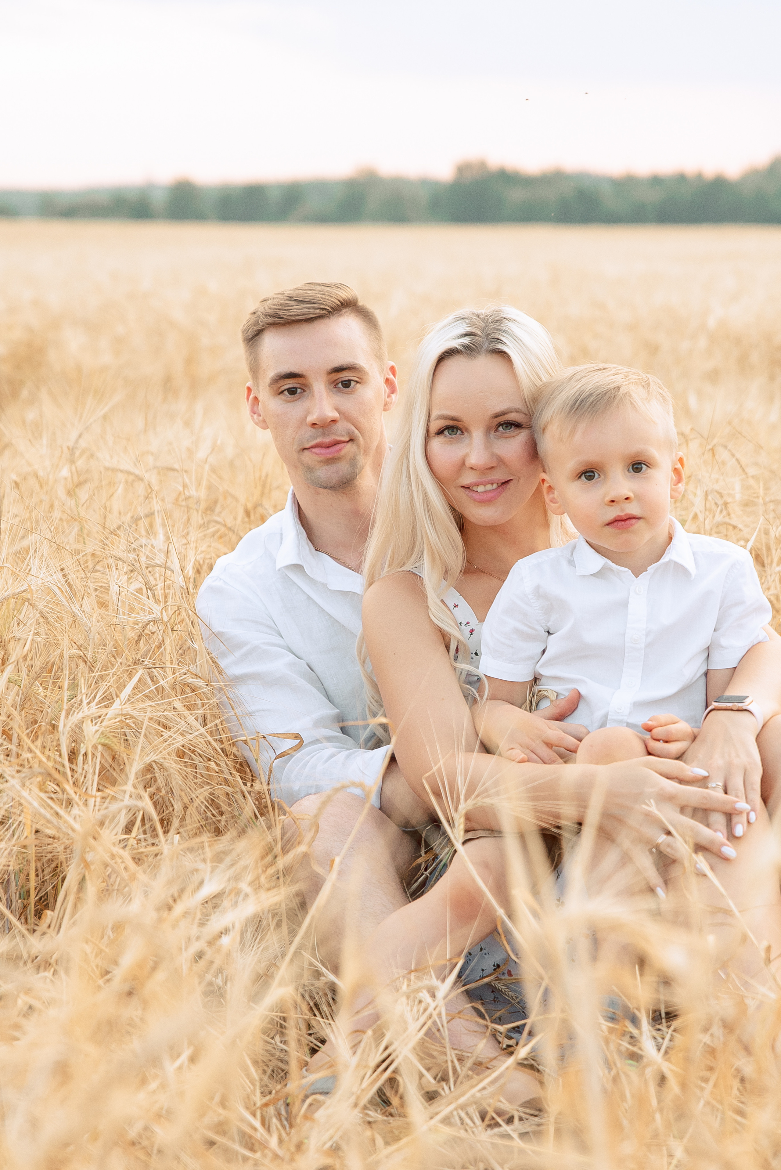 Семейная фотосессия Электросталь. Свадебный и женский фотограф город Электросталь и Ногинск