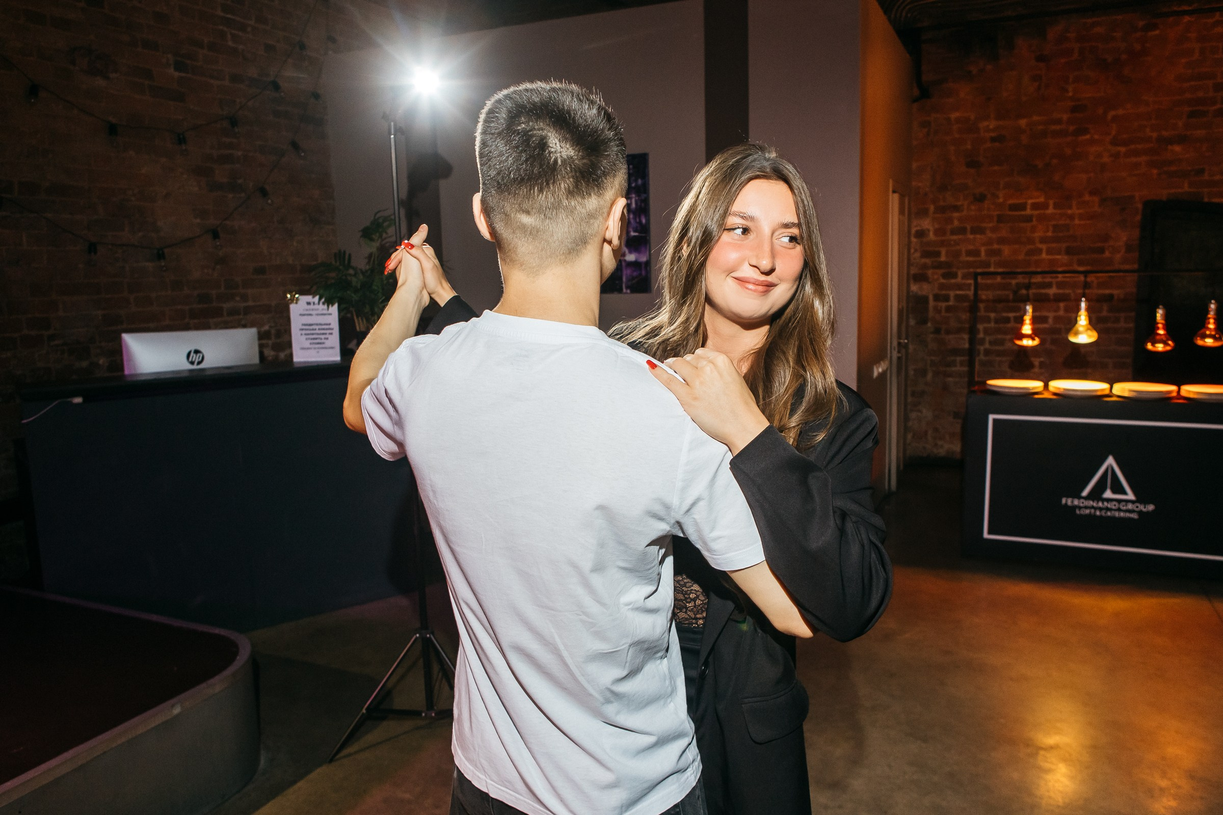 Позитивный репортажный фотограф на День Рождение, юбилей Питер