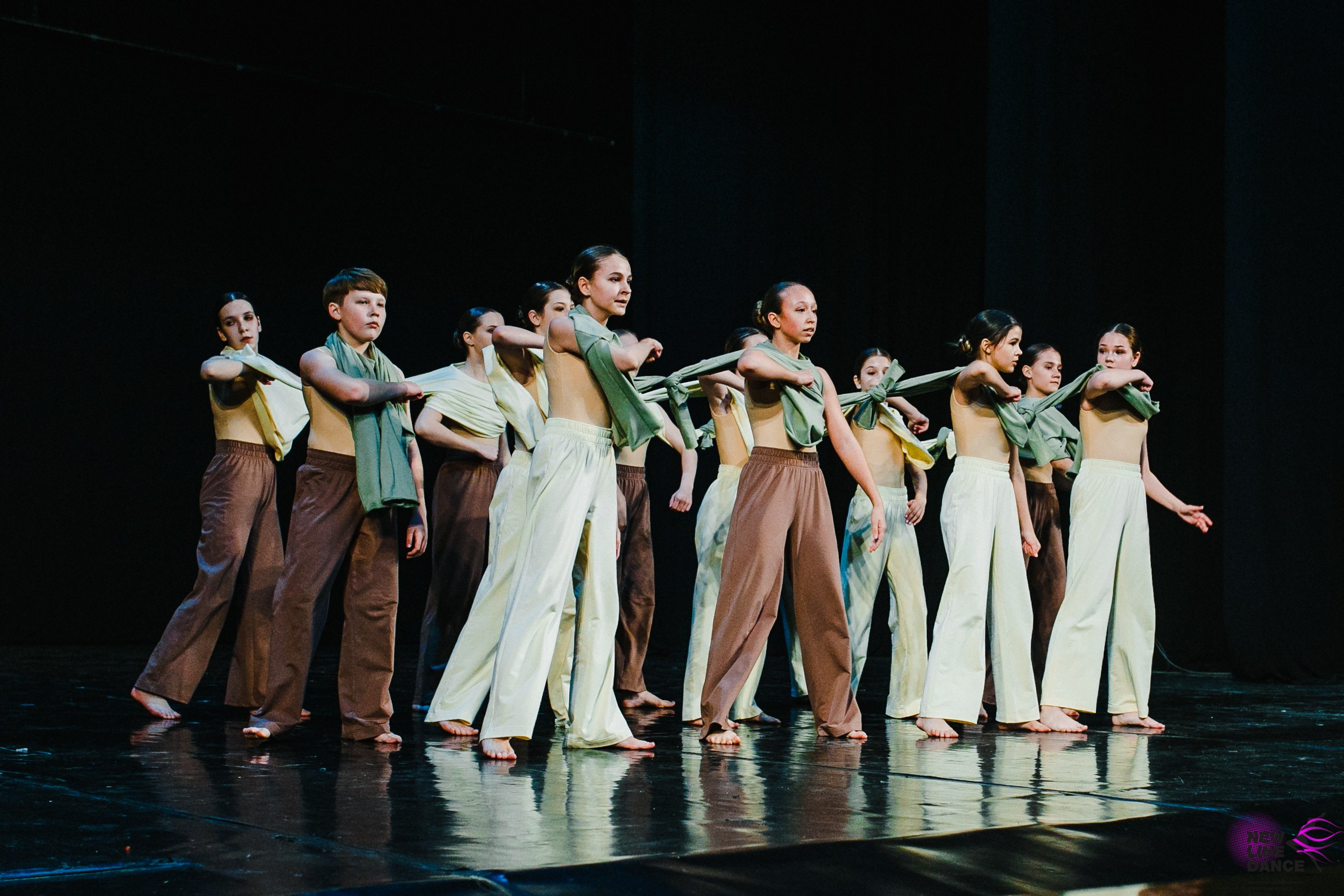 Концерты new line dance-magic universe-red. Фотограф в Новосибирске Ася Зверева