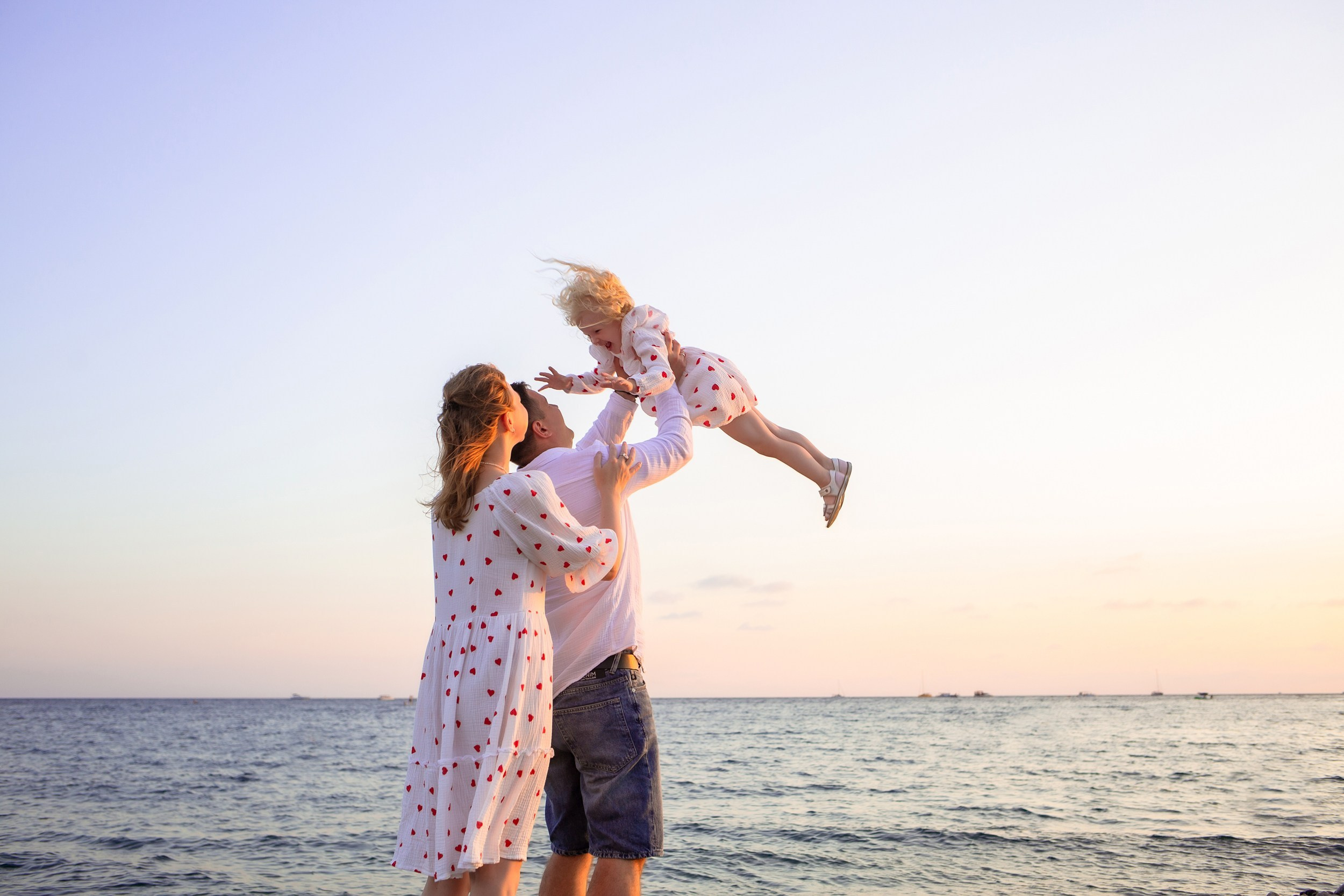 Фотосессия на пляже Богатырь в Сириусе. Фотограф Сочи Адлер. Солькаева Анастасия