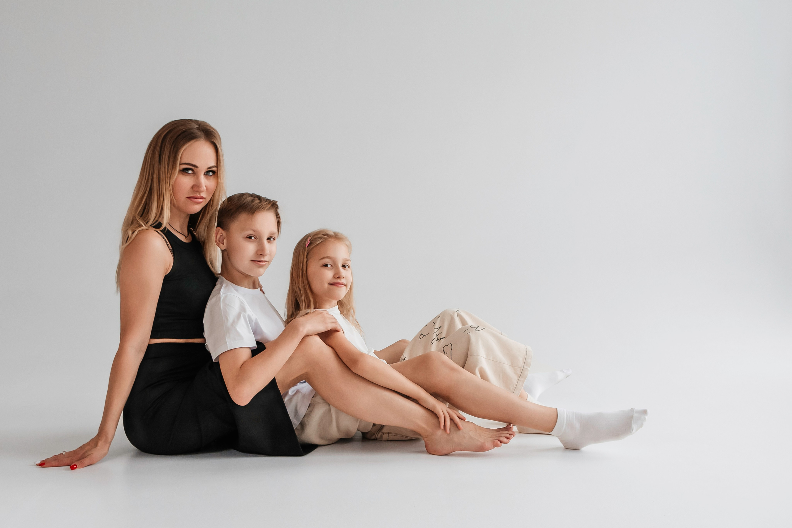 Семейная минималистичная фотосессия. Семейный и детский фотограф Кущ Наташа