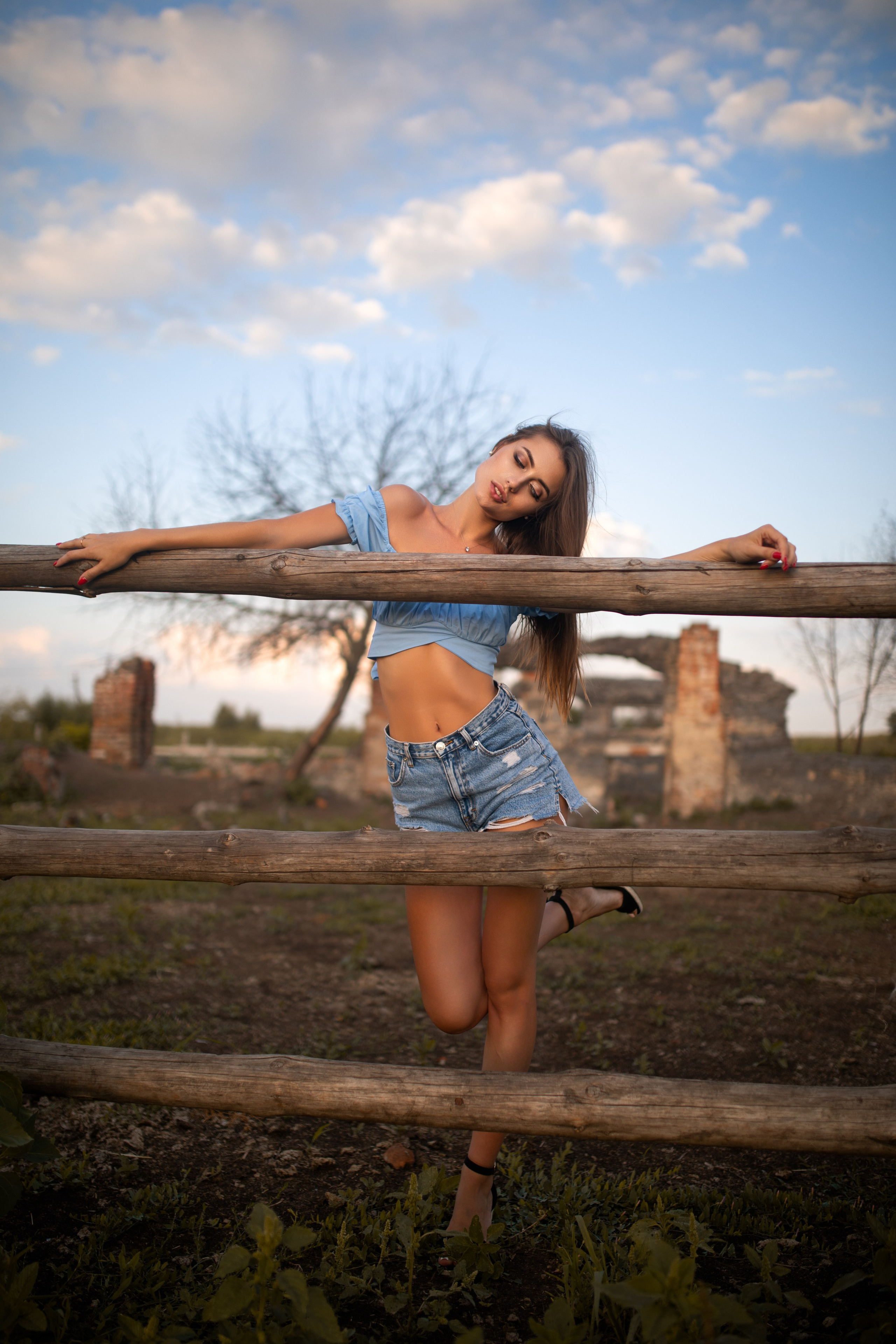 Летний фотосет с Анастасией в полях на природе в формате для «себя»