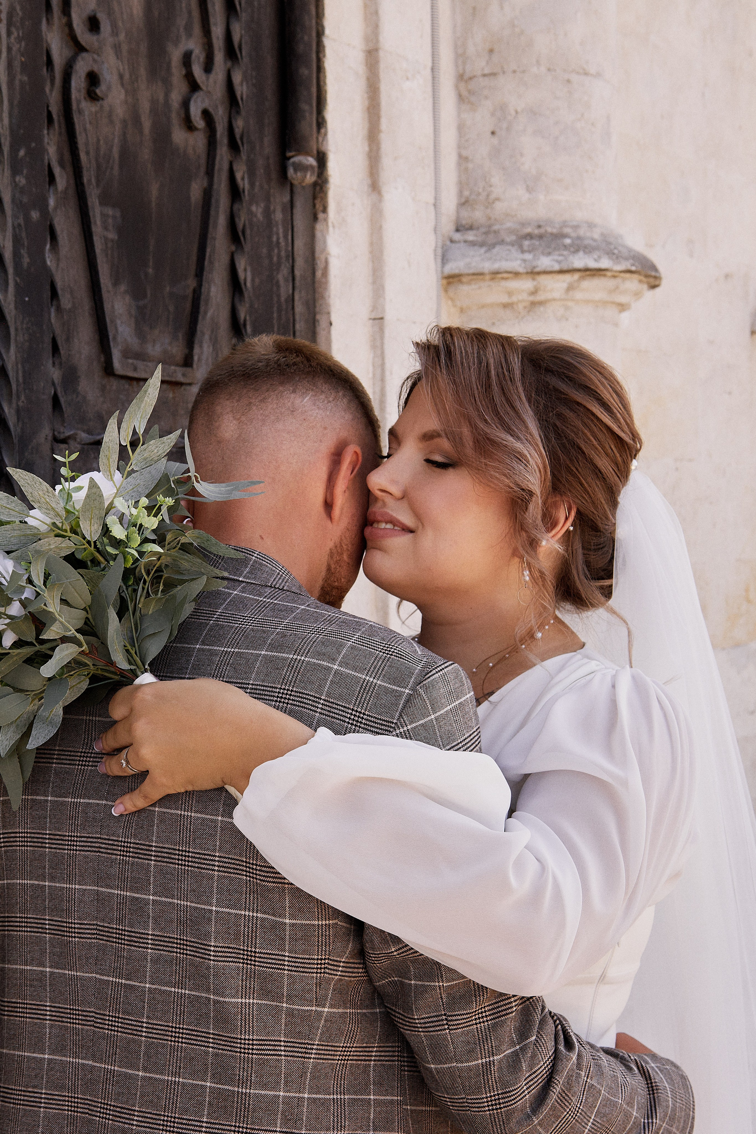 Алевтина и Дмитрий. Владимирский храм. Фотограф лавстори Москва/МО Приятелева Ангелина
