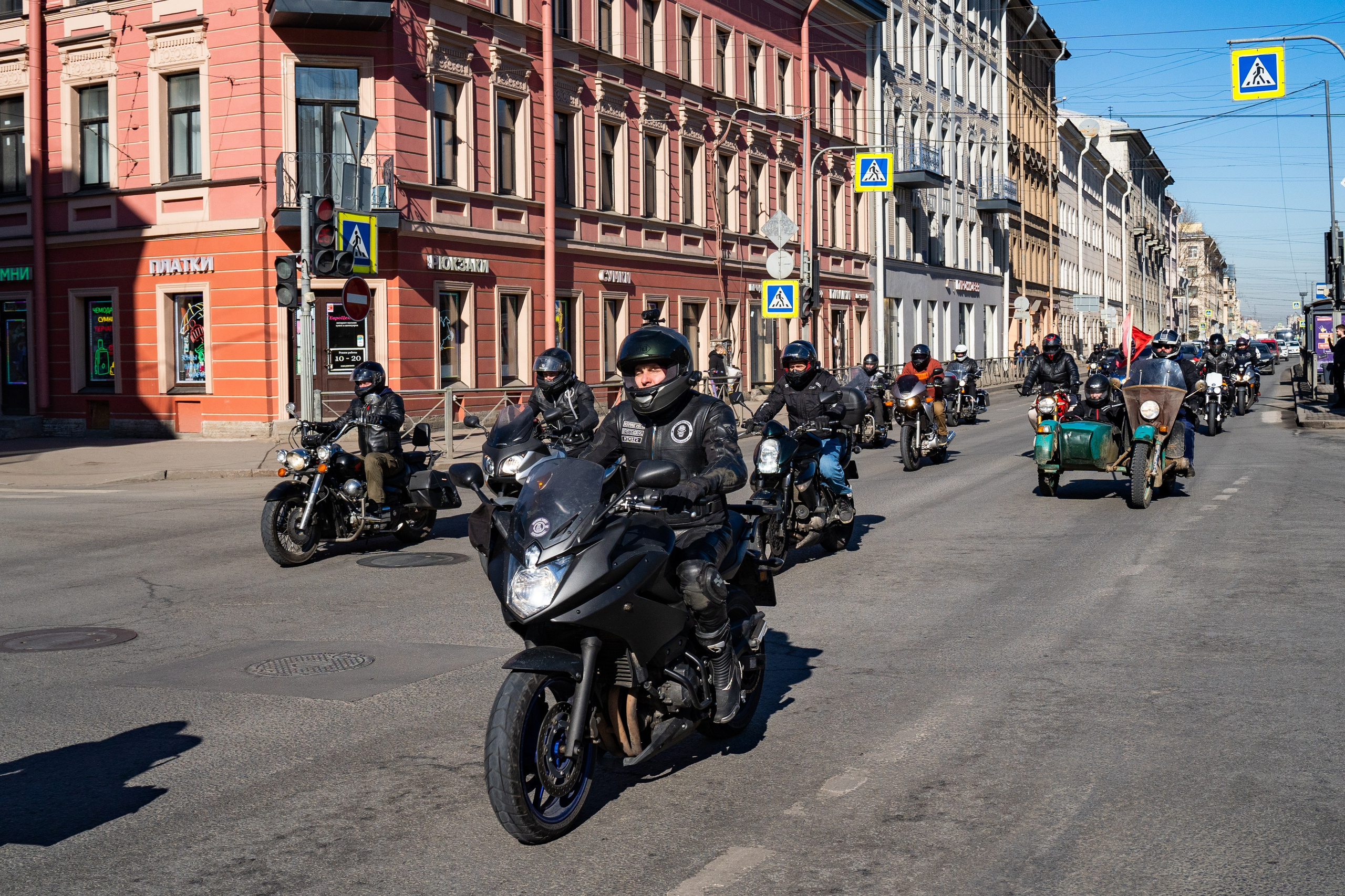 Весенний прохват мотоклуба Normans Riders MC. Концертный и репортажный фотограф в Санкт-Петербурге Слава Пахомов