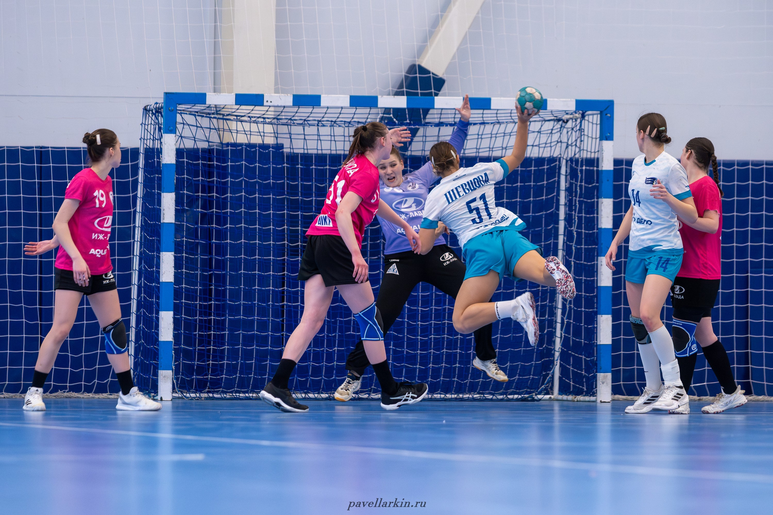 Гандбол. Черноморочка-2 — Университет-2. Спортивный фотограф, фотожурналист Павел Ларькин