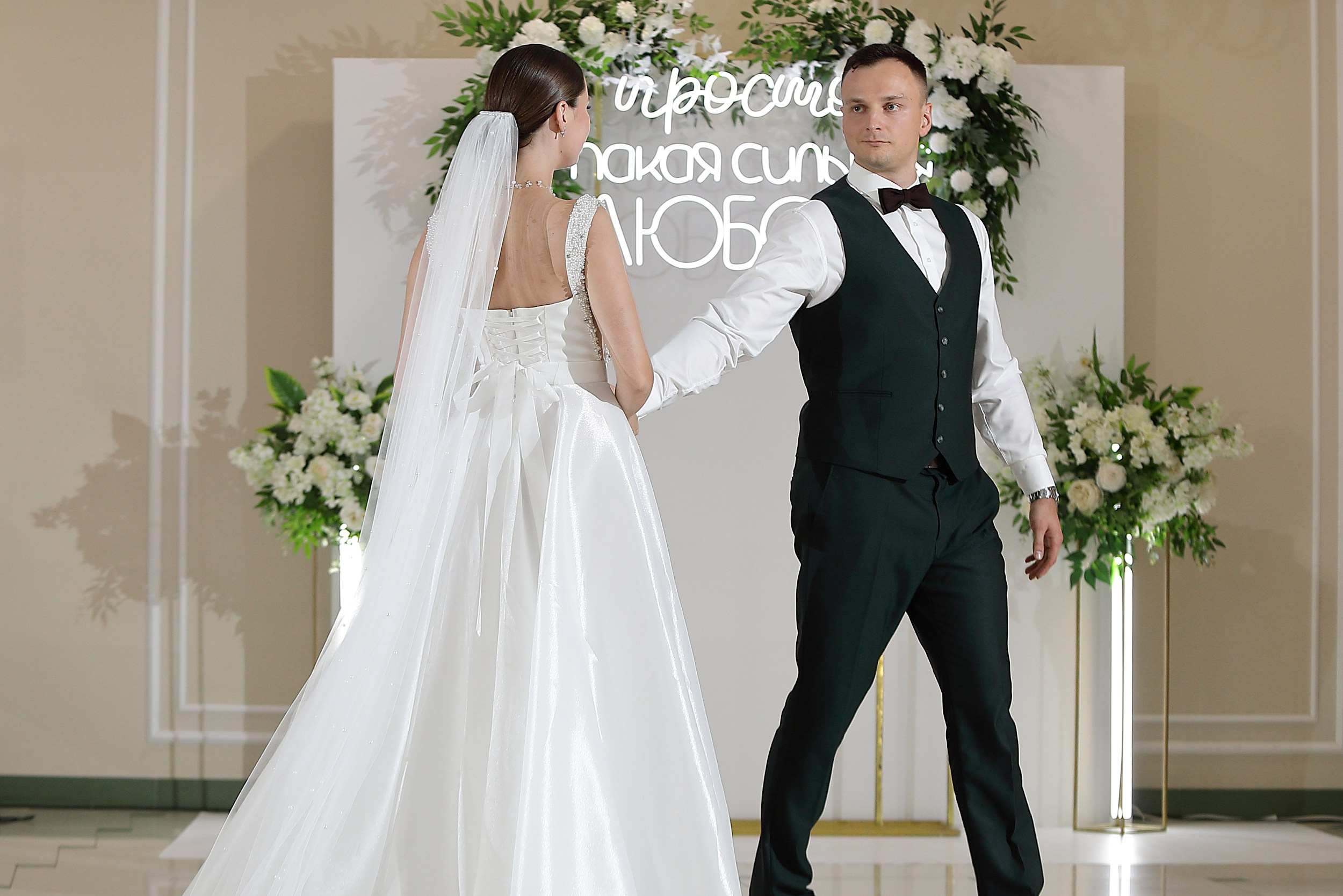 Владимир и Виктория. Свадебный и семейный фотограф и видеограф в Екатеринбурге Полянские Тимур и Анастасия