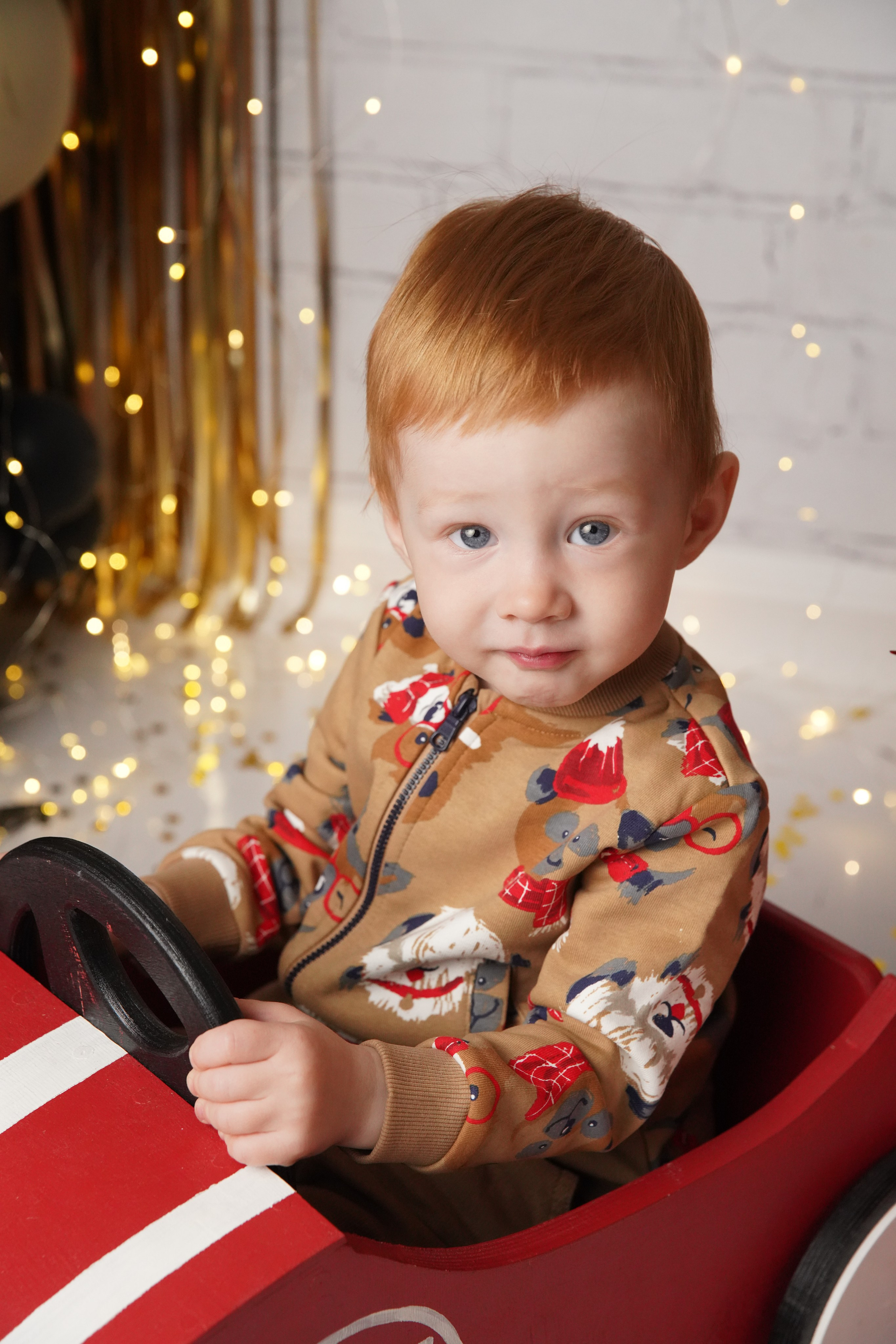 Машинка. Фотограф новорожденных. Семейный и детский фотограф в городе Сургуте