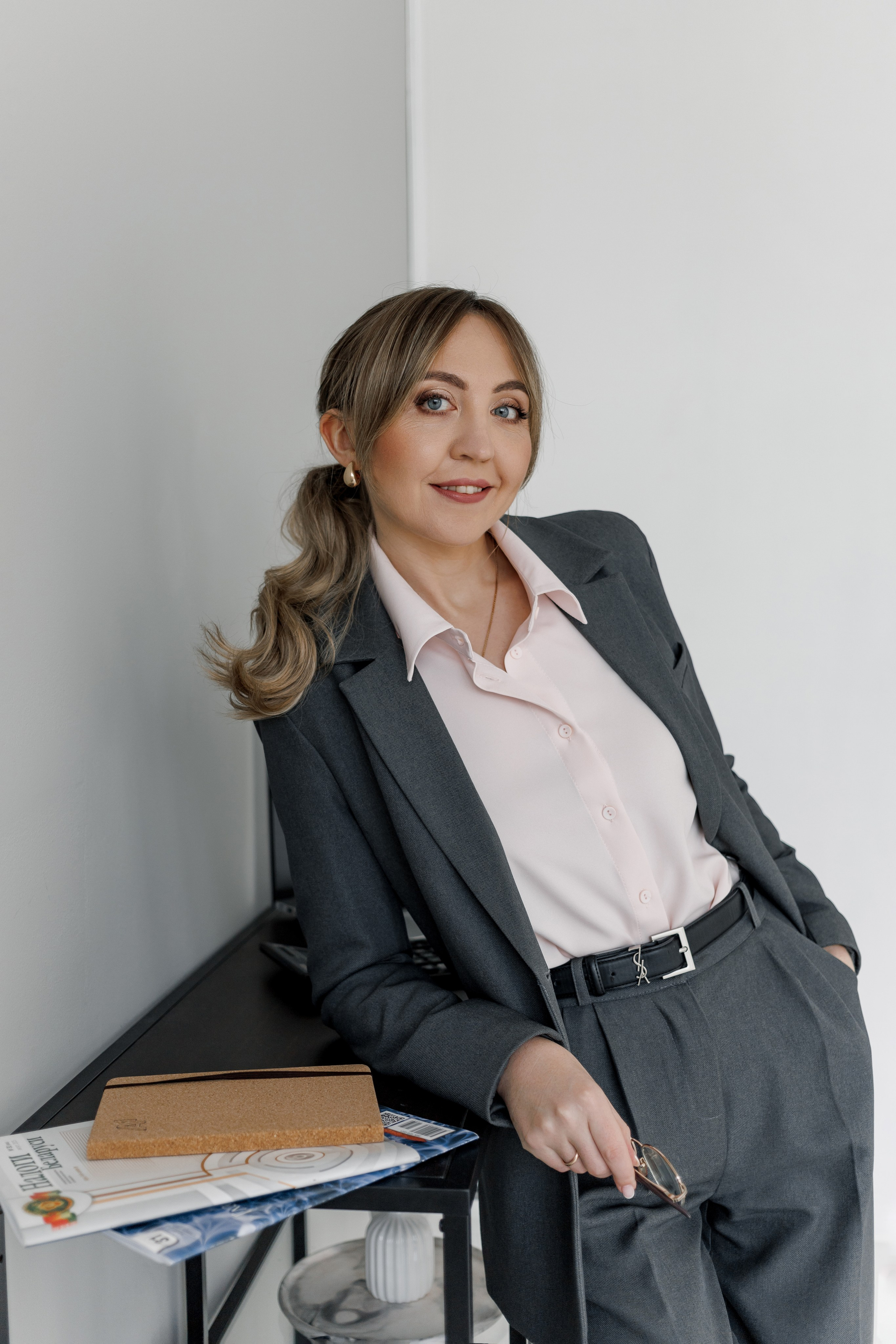 Контентная фотосессия для бухгалтера. КОНТЕНТ ФОТОГРАФ