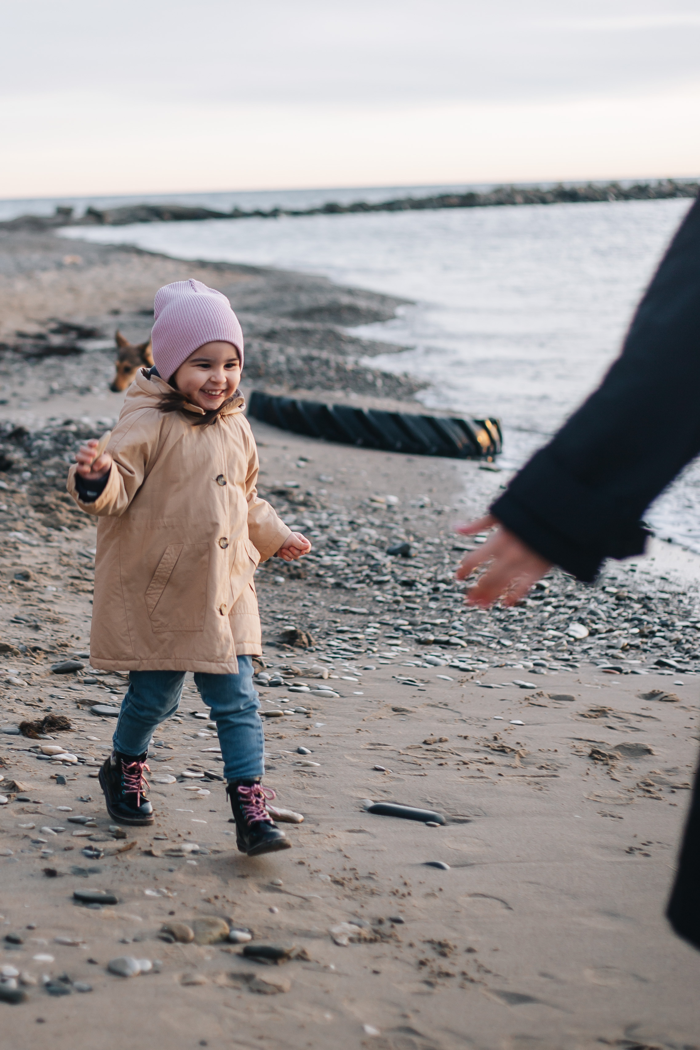 Семейная съемка на берегу моря. Свадебный и семейный фотограф в Краснодар, Россия