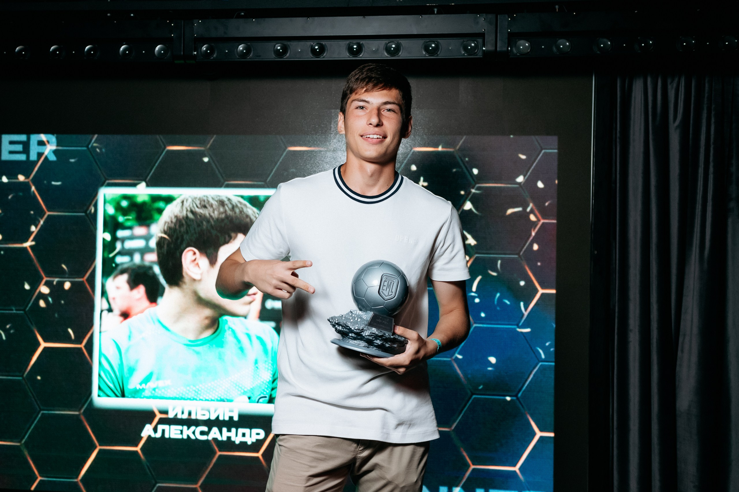 МЕДИА ЛИГА — AFTER PARTY. СВОИ. ФОТООТЧЕТЫ-СОБЫТИЯ-МЕСТА