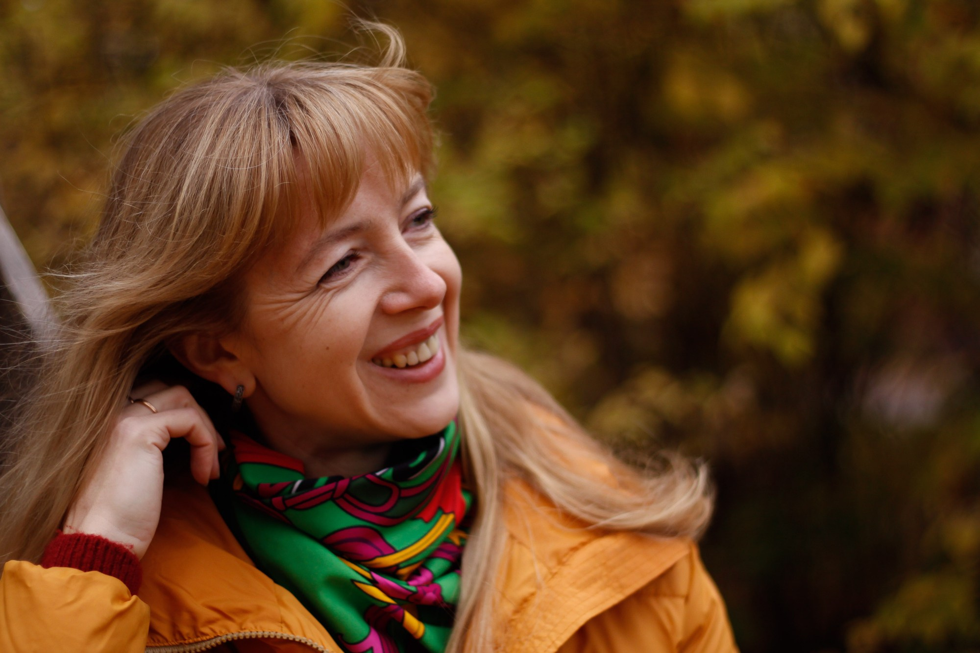 Мама и дочь (прогулка в парке). Семейный фотограф в Нарве Эля Калиниченко