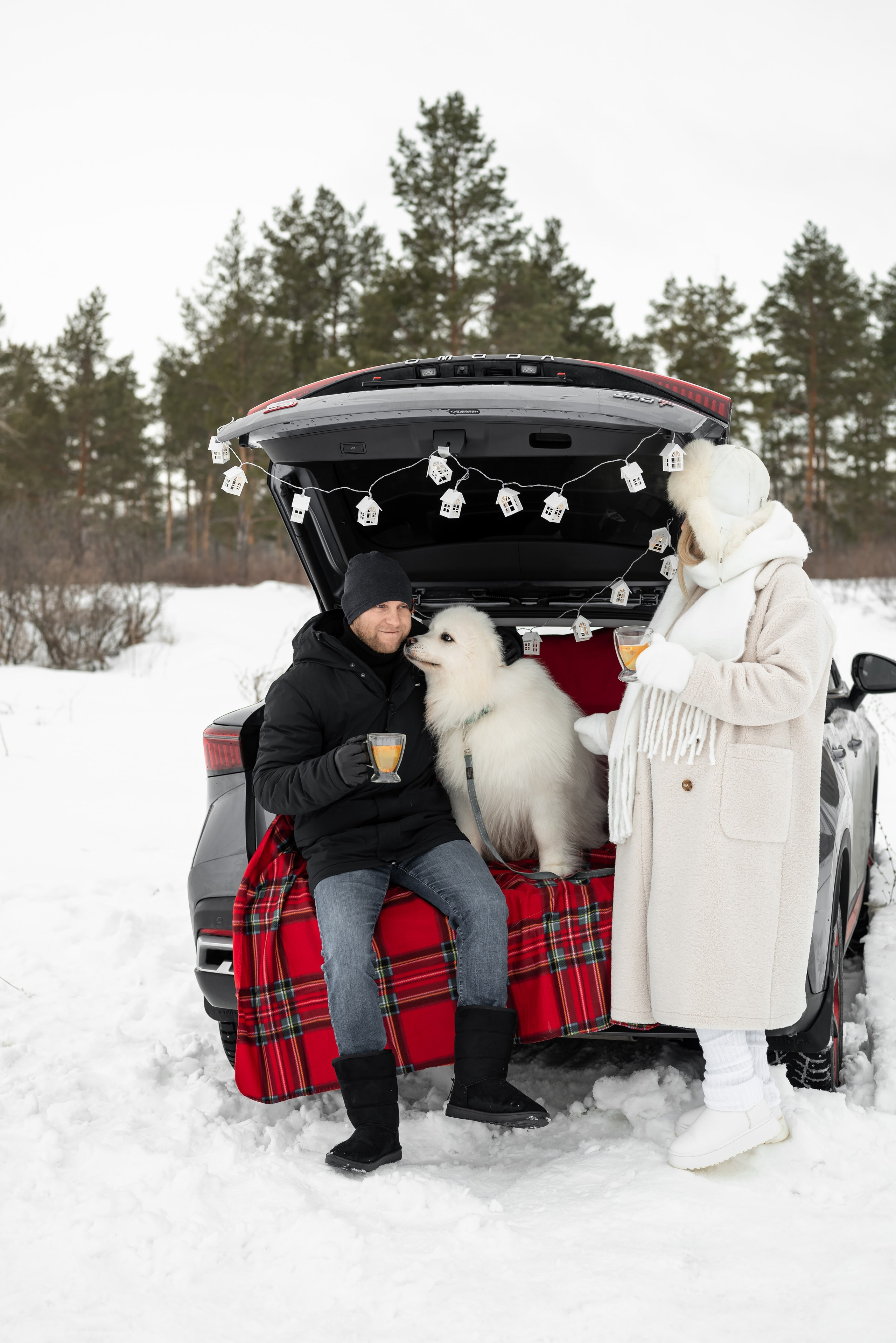 Фотопроект с Платоном и машиной на улице. Фотограф в городе Салават