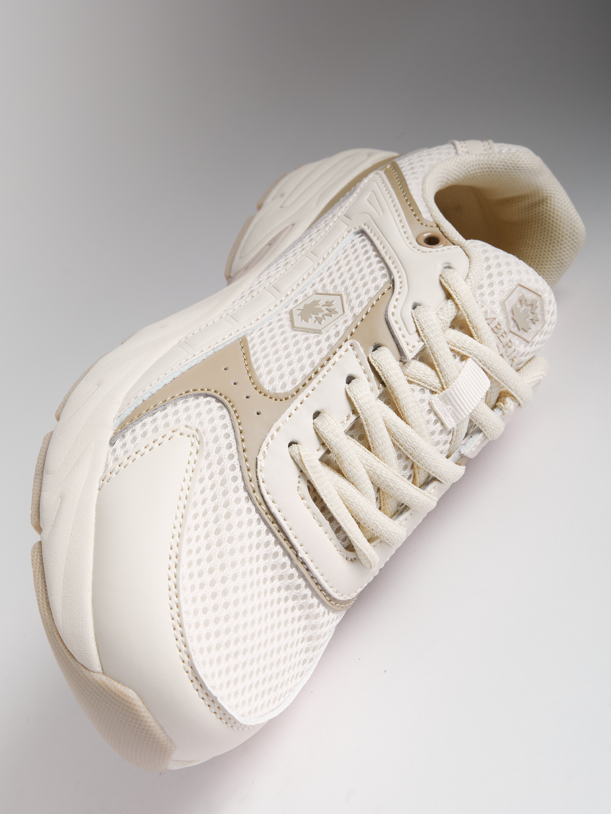 Предметный фотограф в Москве Евгений Шубин