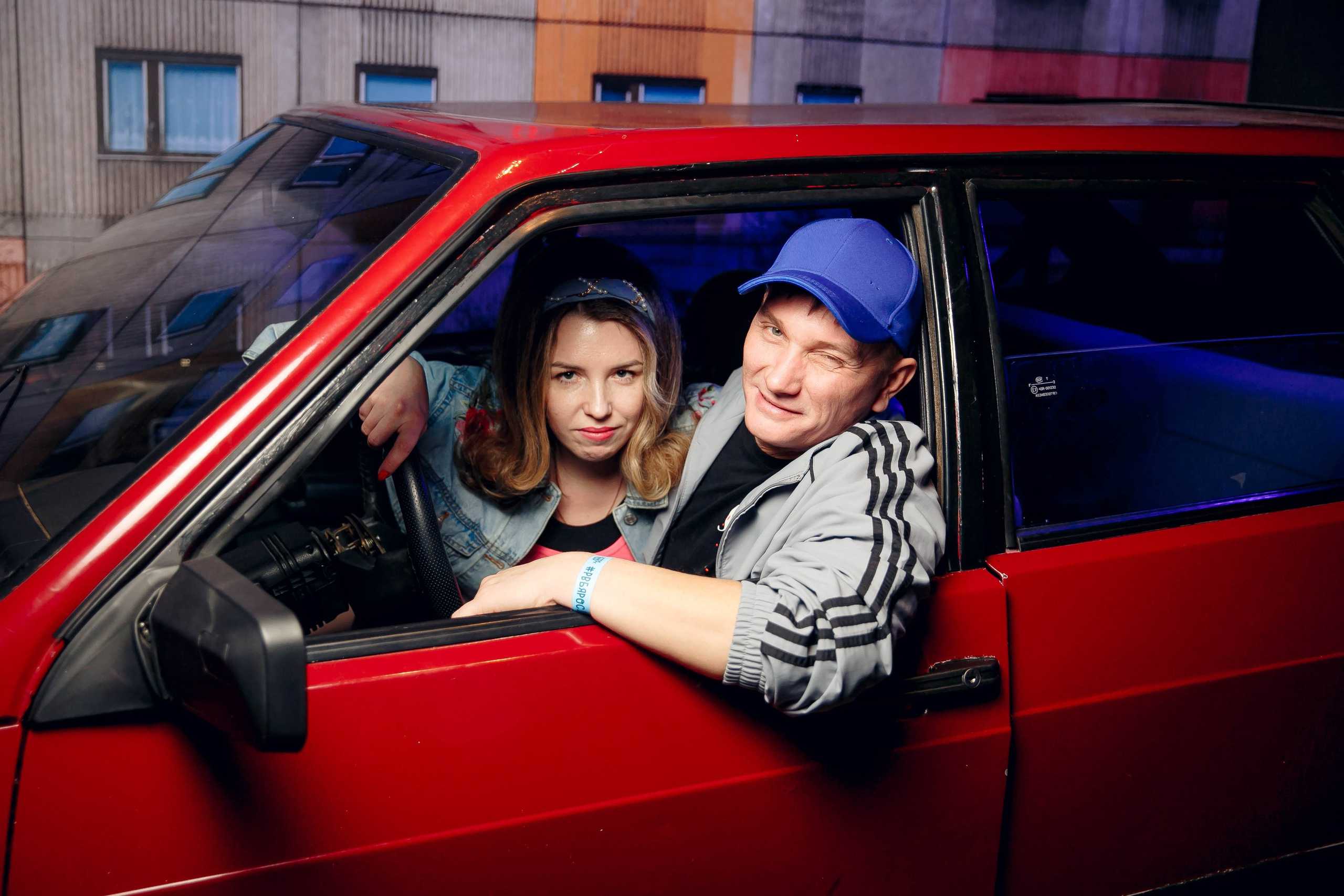 Фотосессия в стиле «90-е». Ваш репортажный фотограф Артемий Антонов