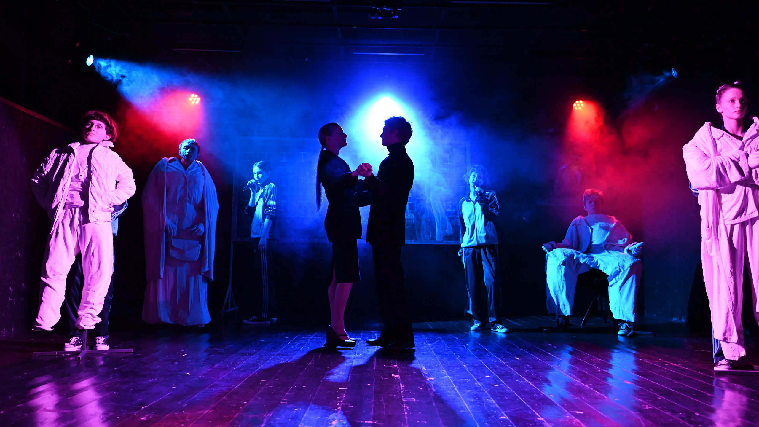 Спектакль "Расскажи мне про Гренландию". Театральный фотограф Михаил Макаричев-Энгельс