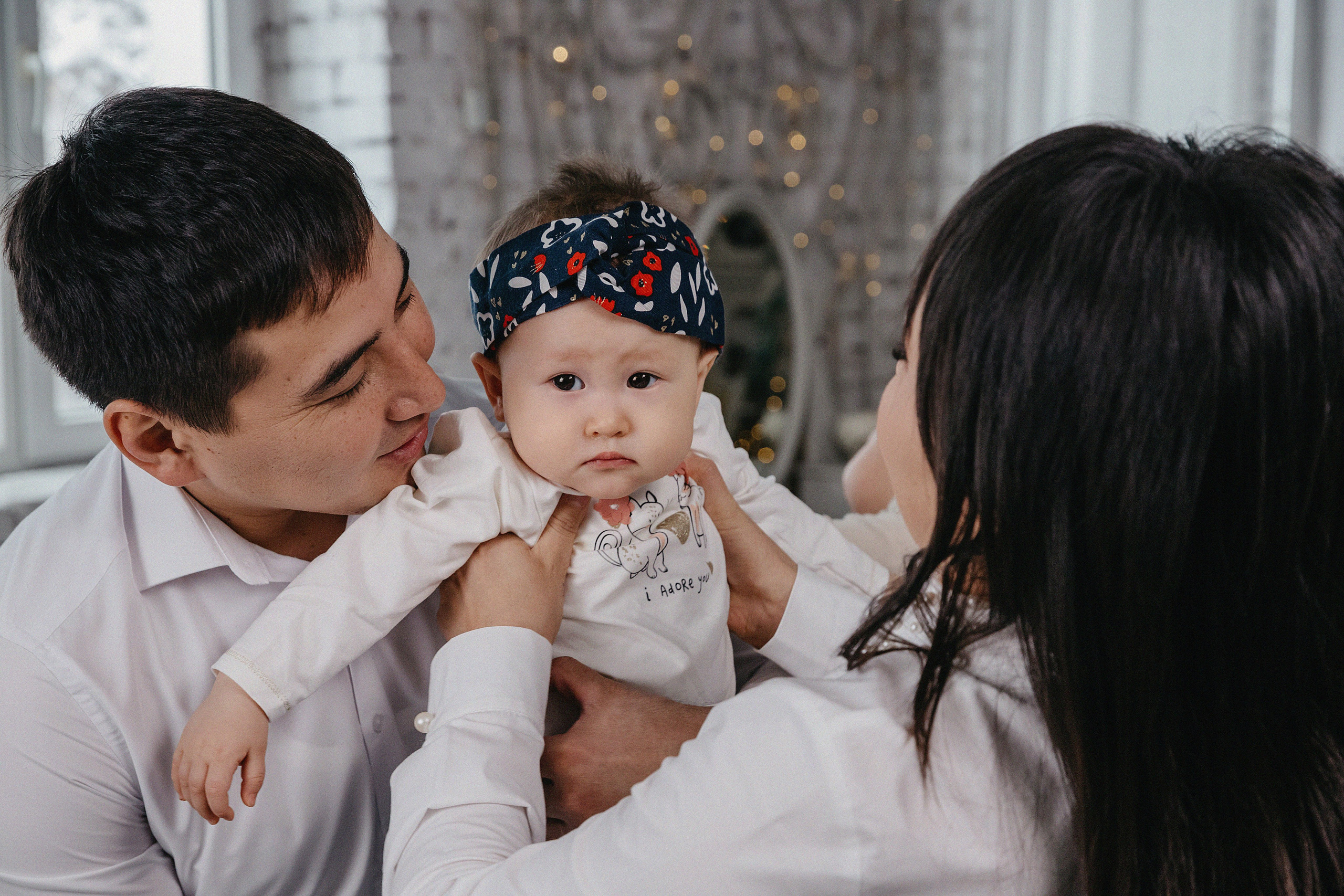 Семейная фотосессия в фотостудии 2Stula. Свадебный, семейный и портретный фотограф в Алматы, Костанай