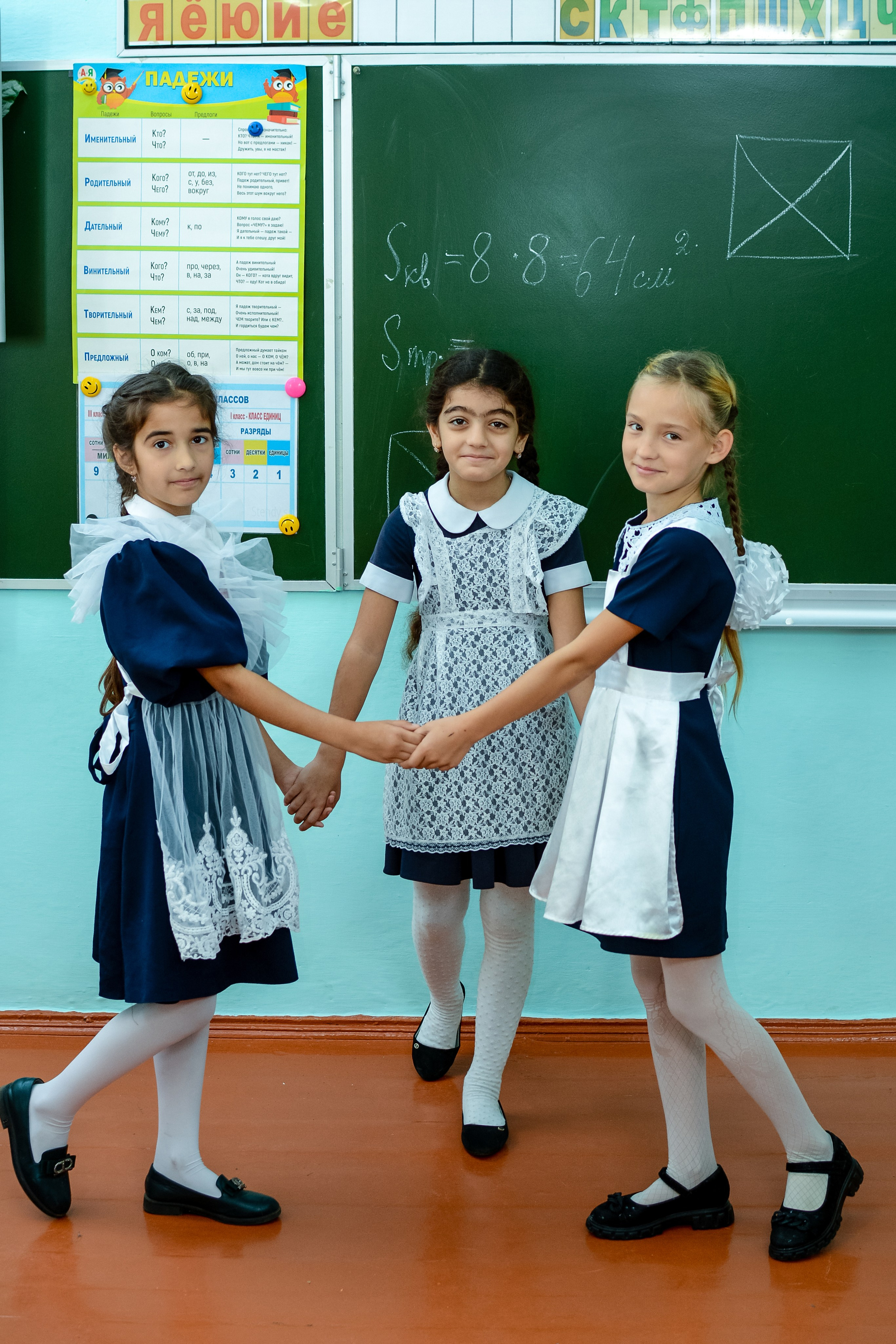 Фотосессия для альбома в классе и на улице. Вячеслав Скрипник Фотограф Краснодар