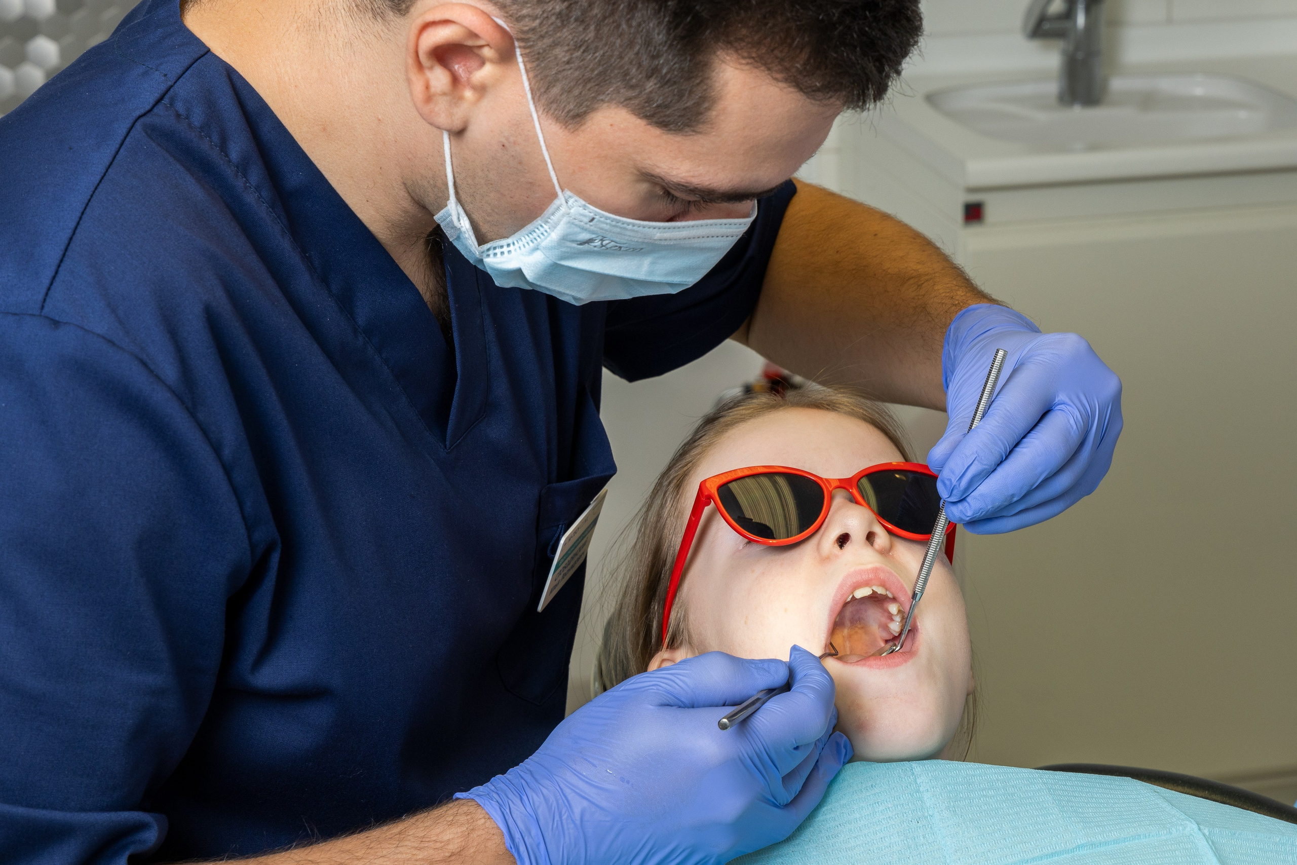 Стоматологическая клиника. Photomantis