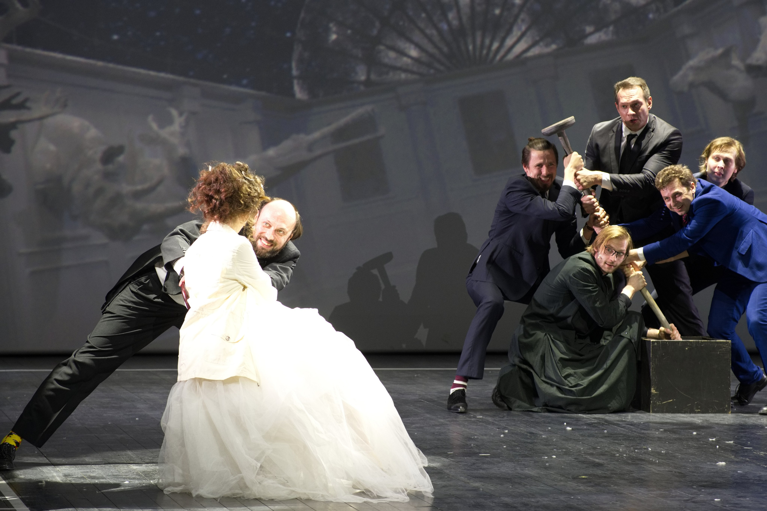 Театр И-Он, Мюнхгаузен. Семейный и детский фотограф Антон Зорин