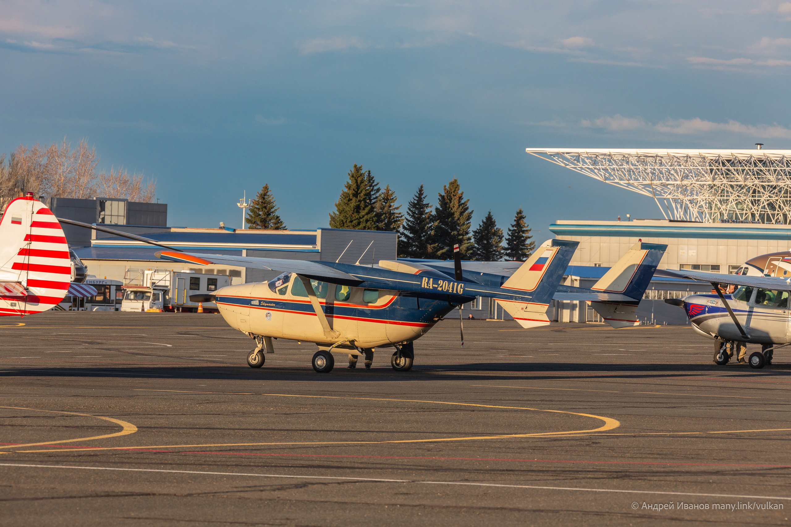 Перелёт на Байконур в 2026 г на самолётах АОН. Фотоальбом показывающий увлекательный мир авиации и мир медведей Андрея Иванова