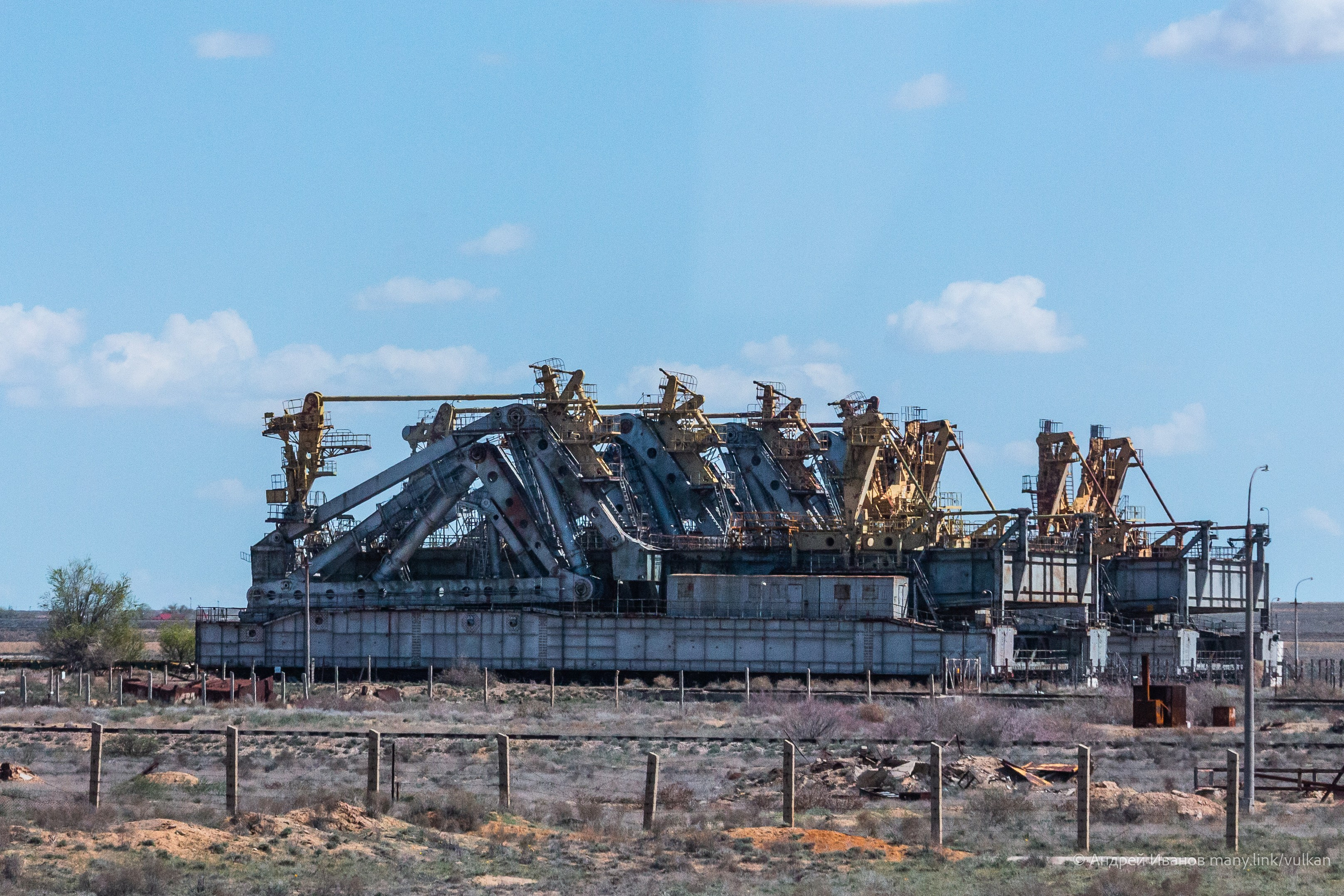 Перелёт на Байконур в 2026 г на самолётах АОН. Фотоальбом показывающий увлекательный мир авиации и мир медведей Андрея Иванова