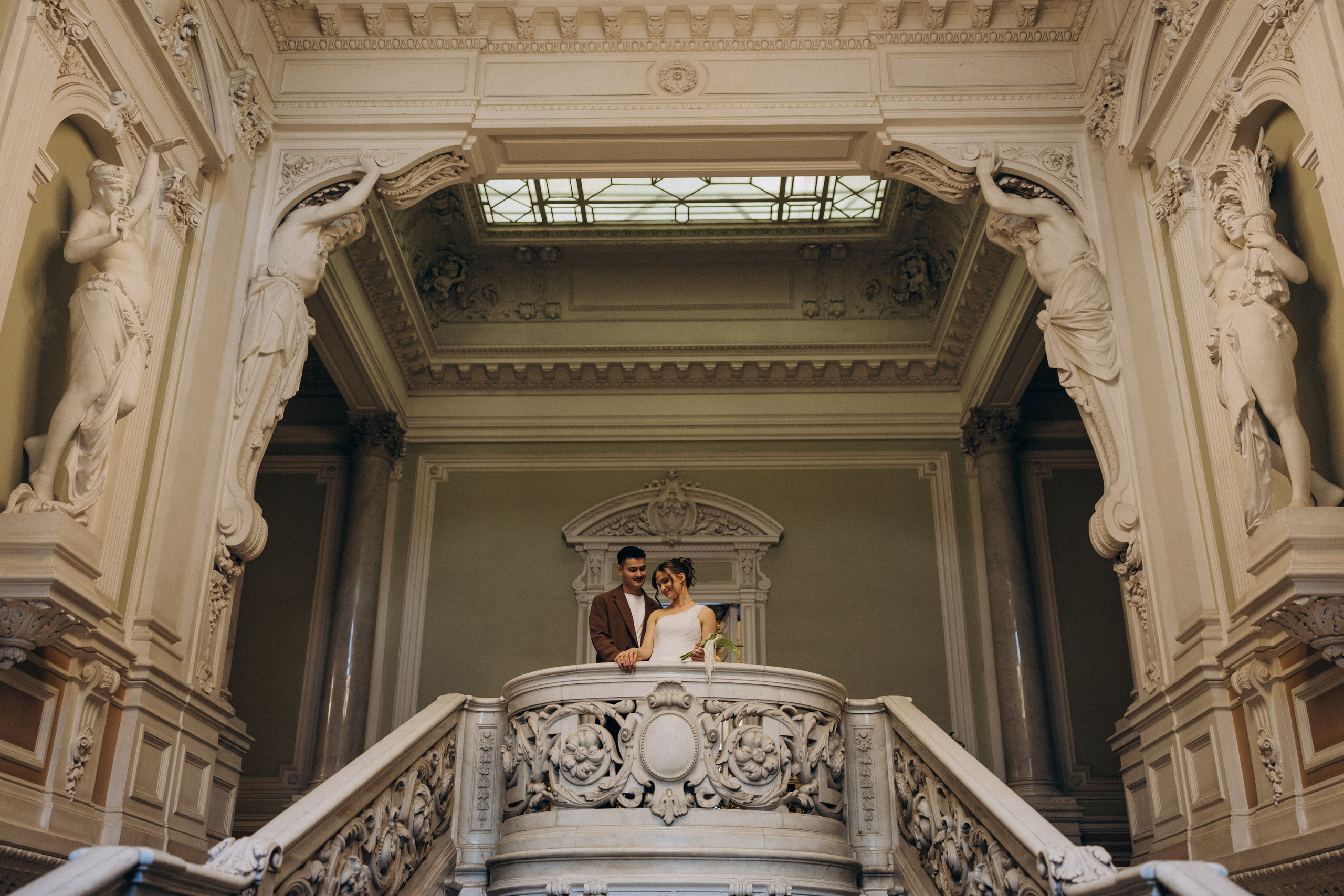 Амир и Екатерина | Дворец бракосочетания 1. Свадебный и love story фотограф в Санкт-Петербурге