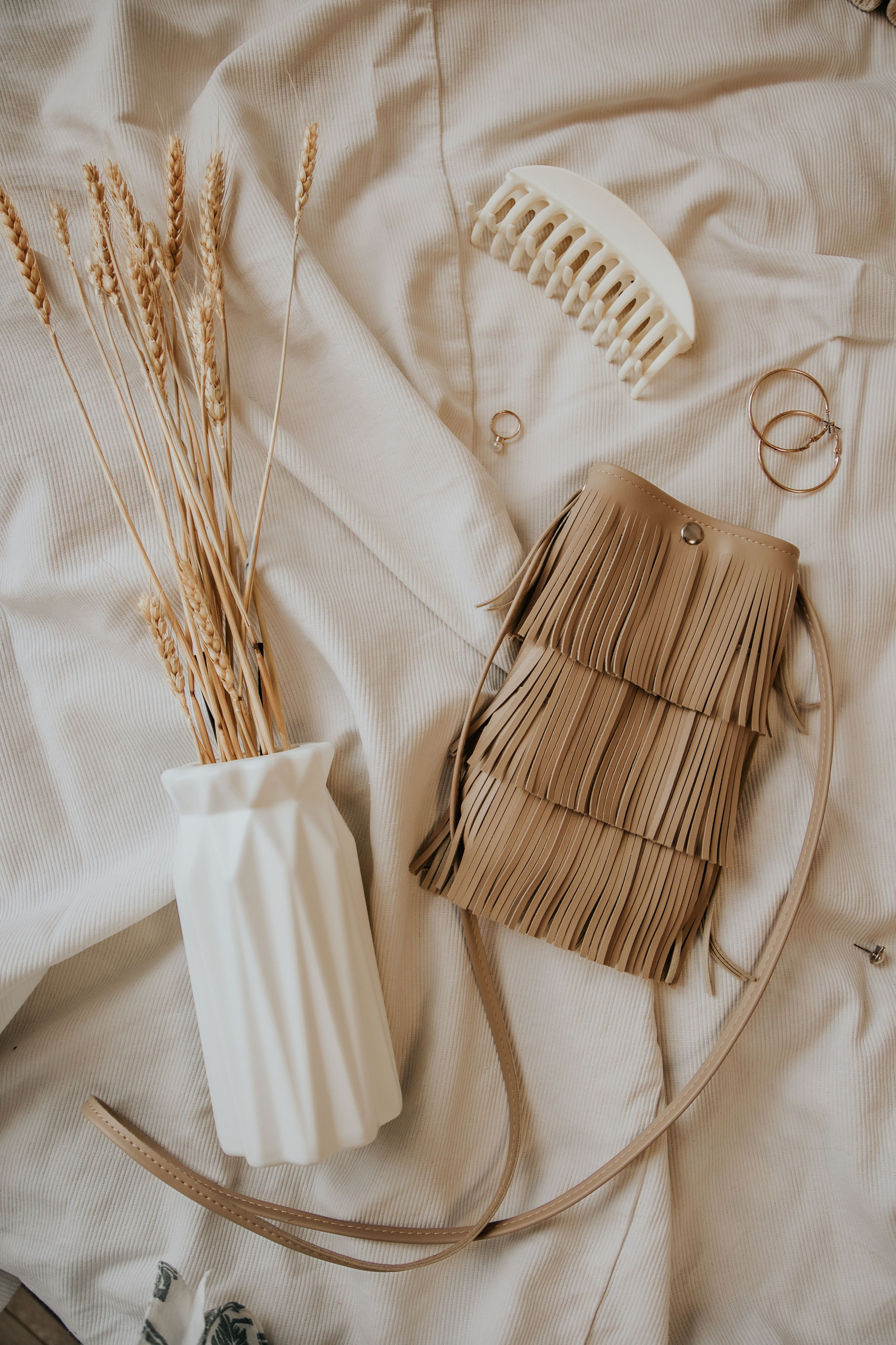 Карнавальные костюмы, вечерние и свадебные платья аренда посуточно, прокат в Жуковском. Одежда для фотосессий, аксессуары. Фотограф для маркетплейсов, фотоуслуги в Жуковском Татьяна Марсуверских