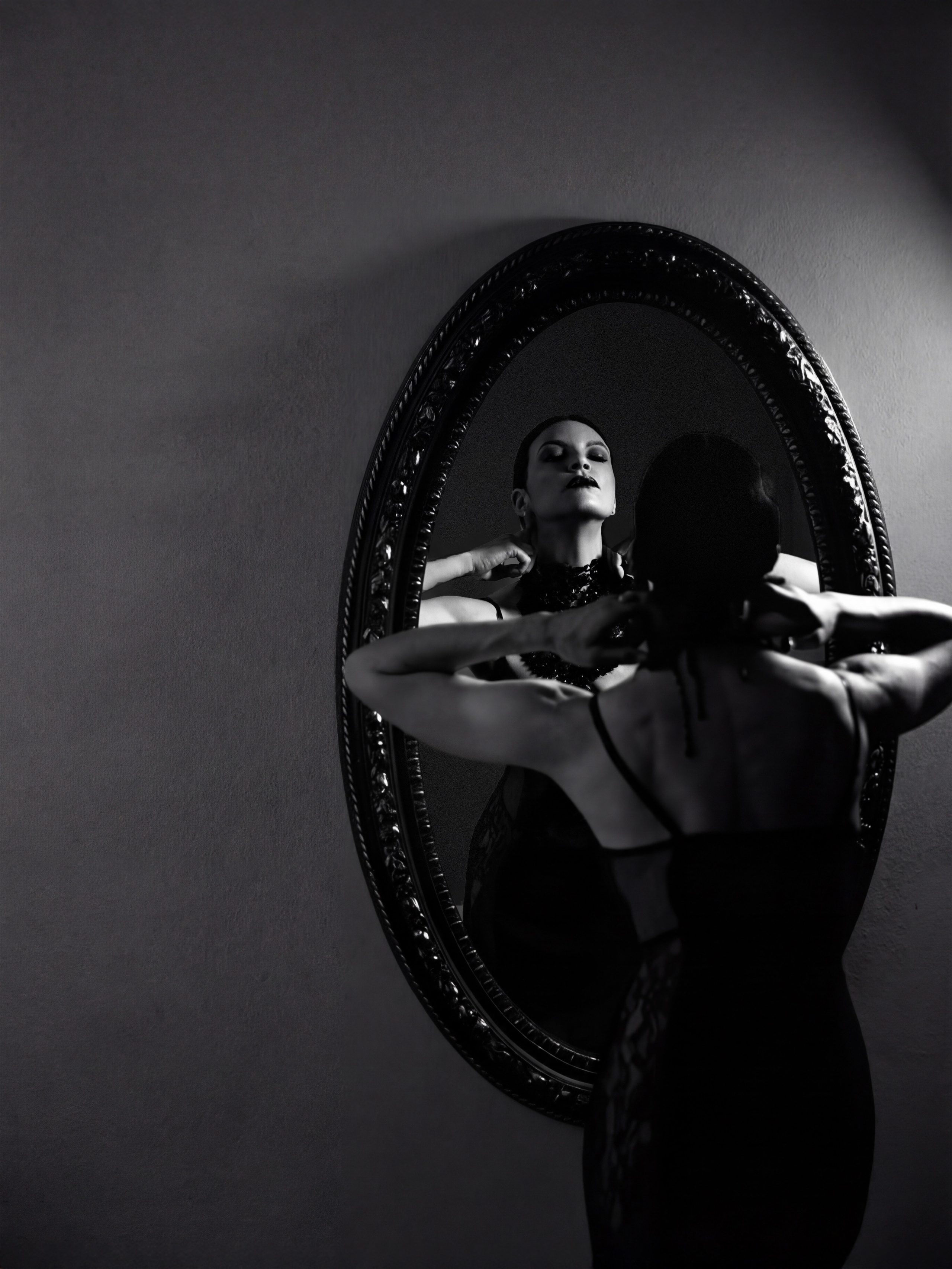 ZHANNA. Yulia Otroschenko