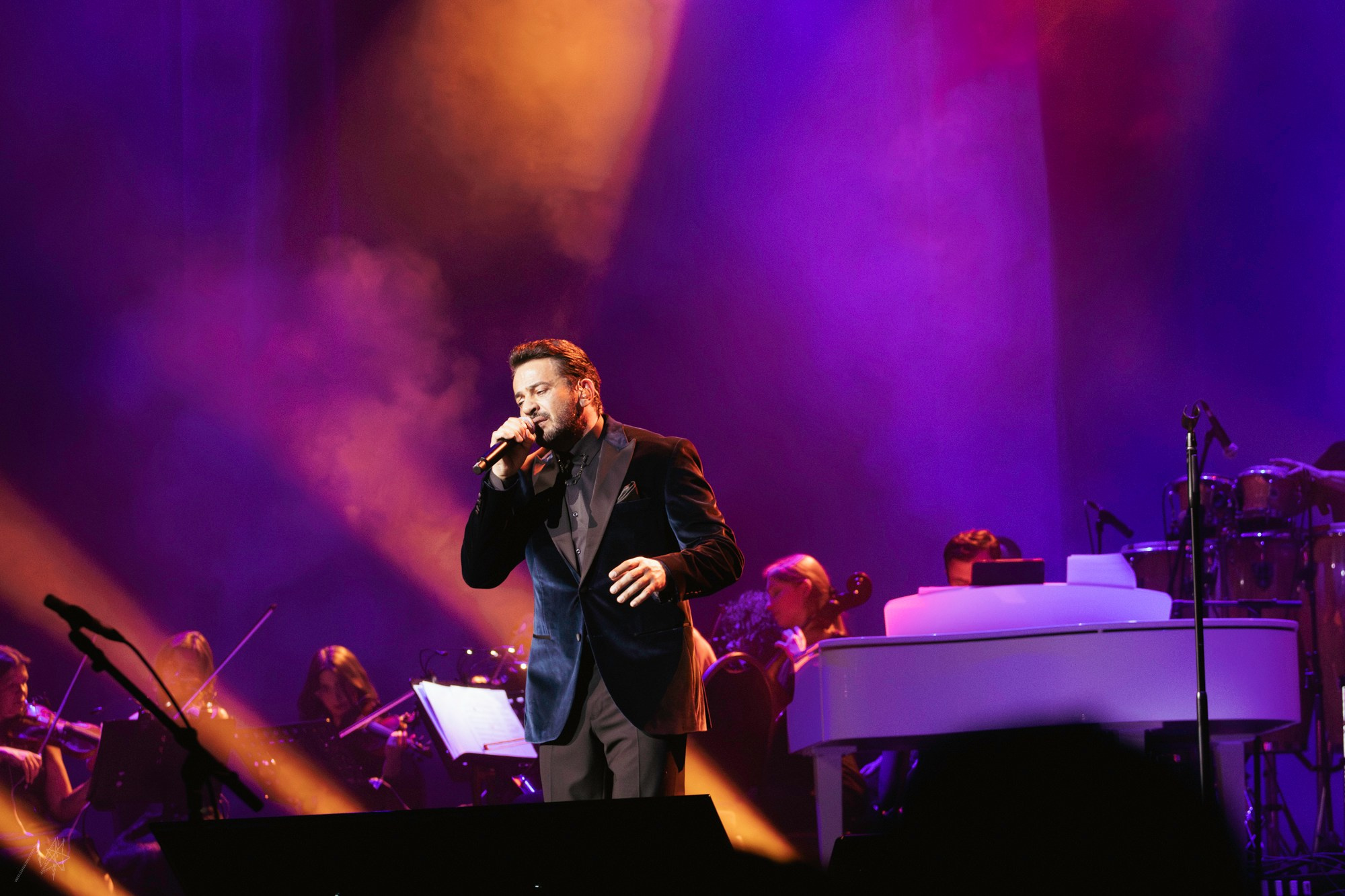 Концерт Эмре Алтуга «Сказки поп-музыки». Портфолио