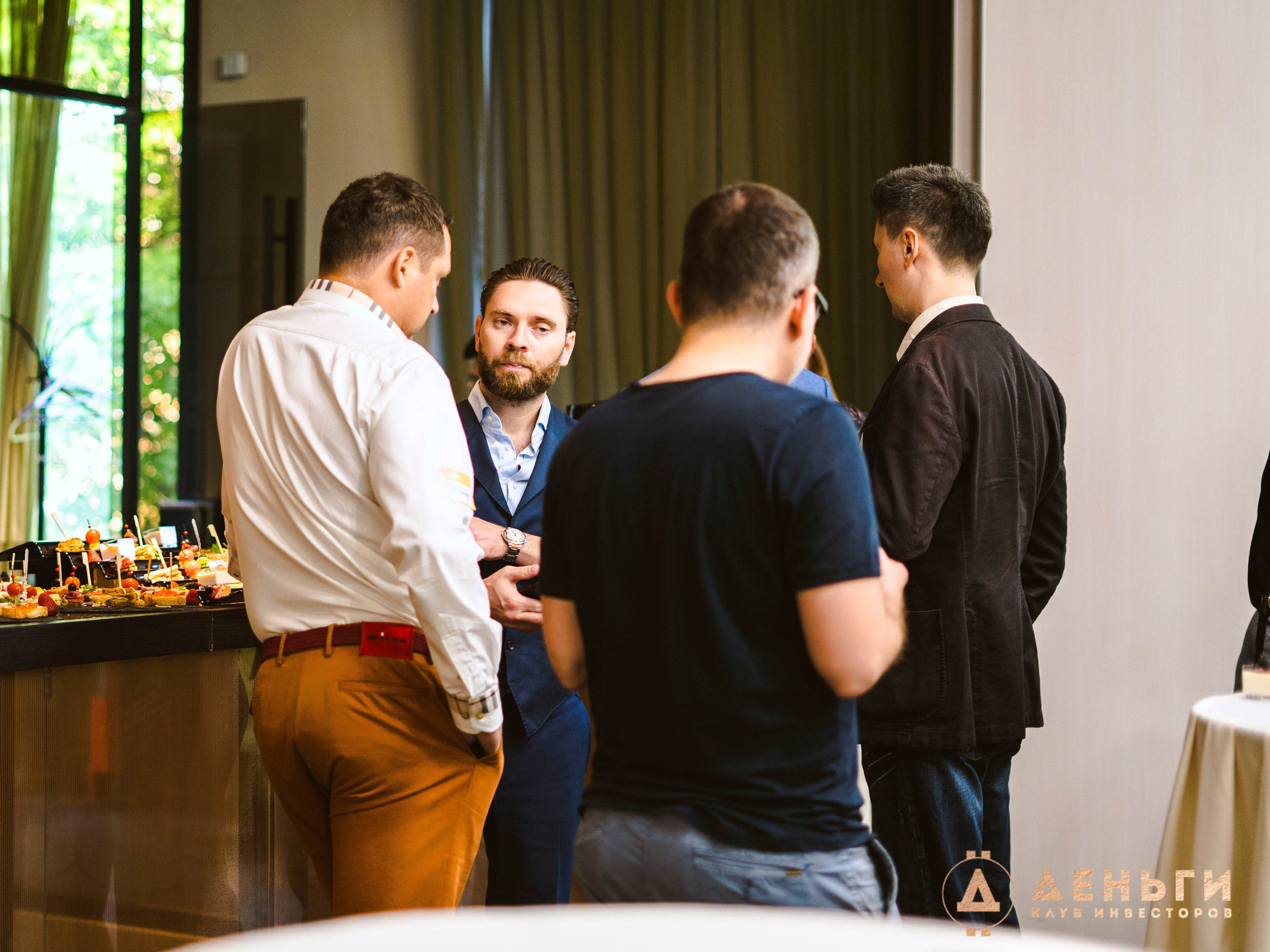 Инвестиционный клуб ''Деньги». Свадебный фотограф