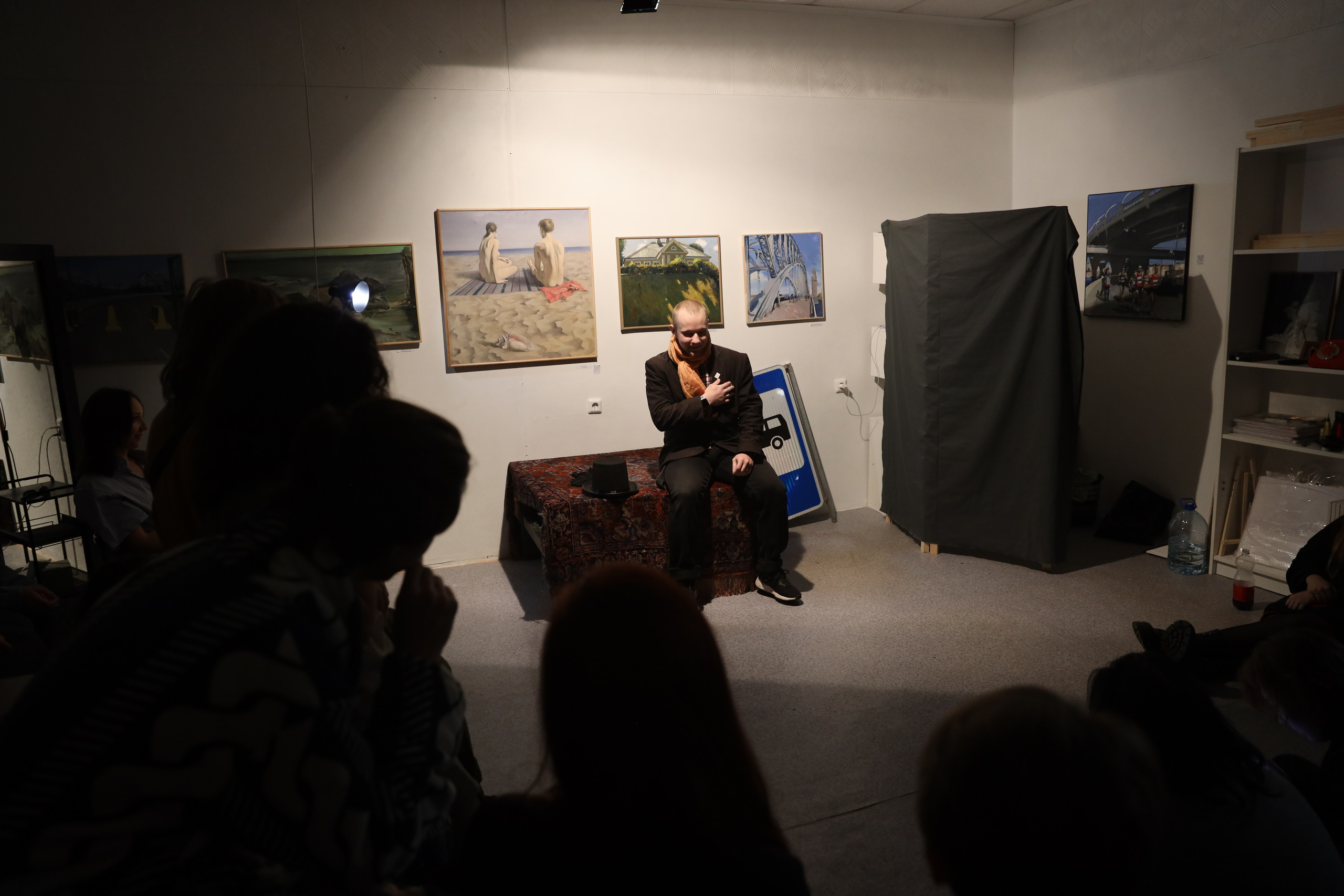 Поэтический вечер. Творческое пространство в Санкт-Петербурге