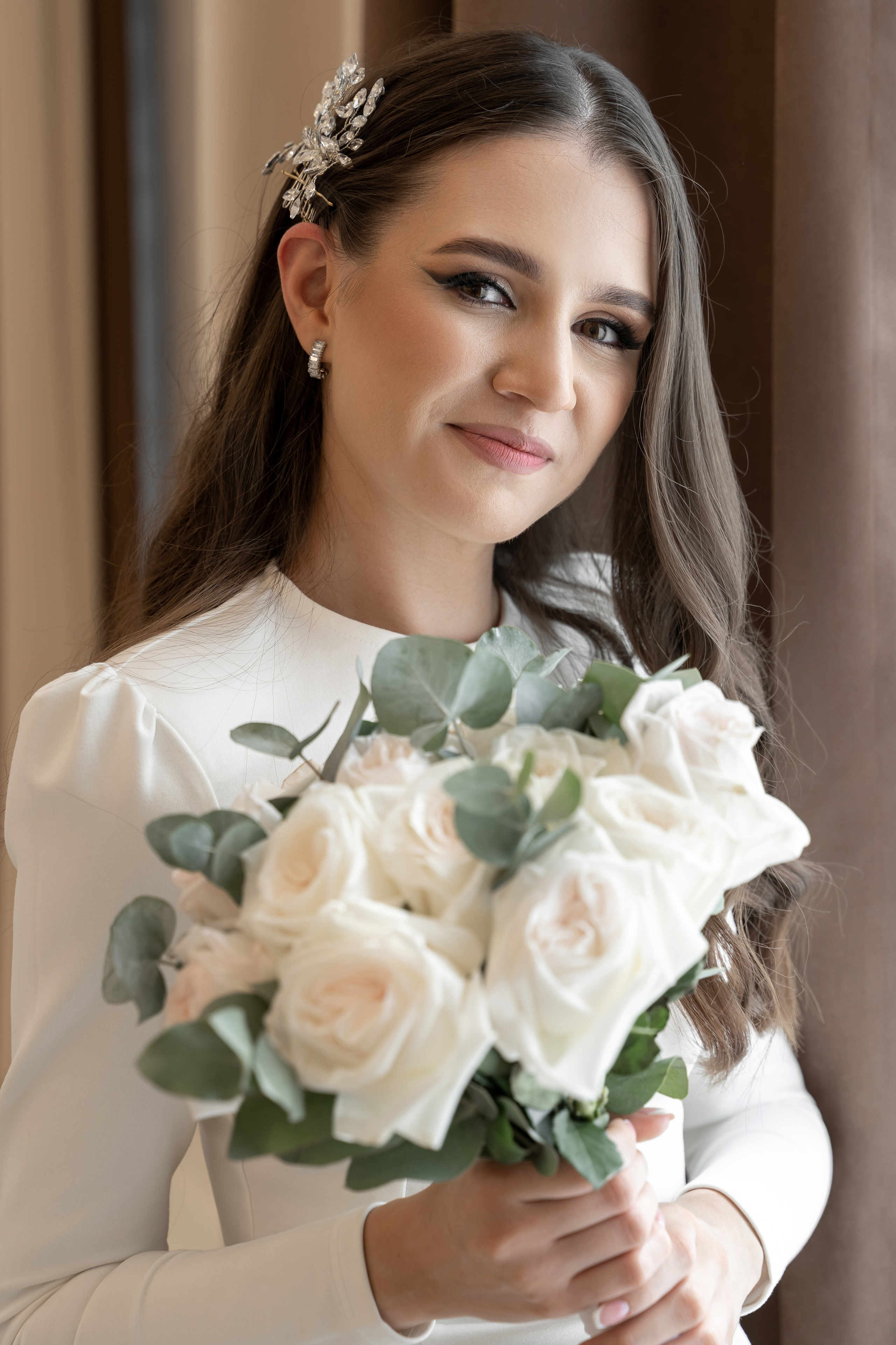 Свадебный фотограф в Москве. Свадебный фотограф Видное, Бутово. Роспись во дворце бракосочетания Южное Бутово. Регистрация брака в Москве и Московской области. Фотограф на свадьбу. Свадебная фотосессия в центре  Москвы. Фотосессия Хилков переулок. Фотосессия свадебного банкета  в ресторане. Выездная регистрация брака. Фотосессия молодоженов. Свадебная прогулка. Жених и невеста в день свадьбы. 