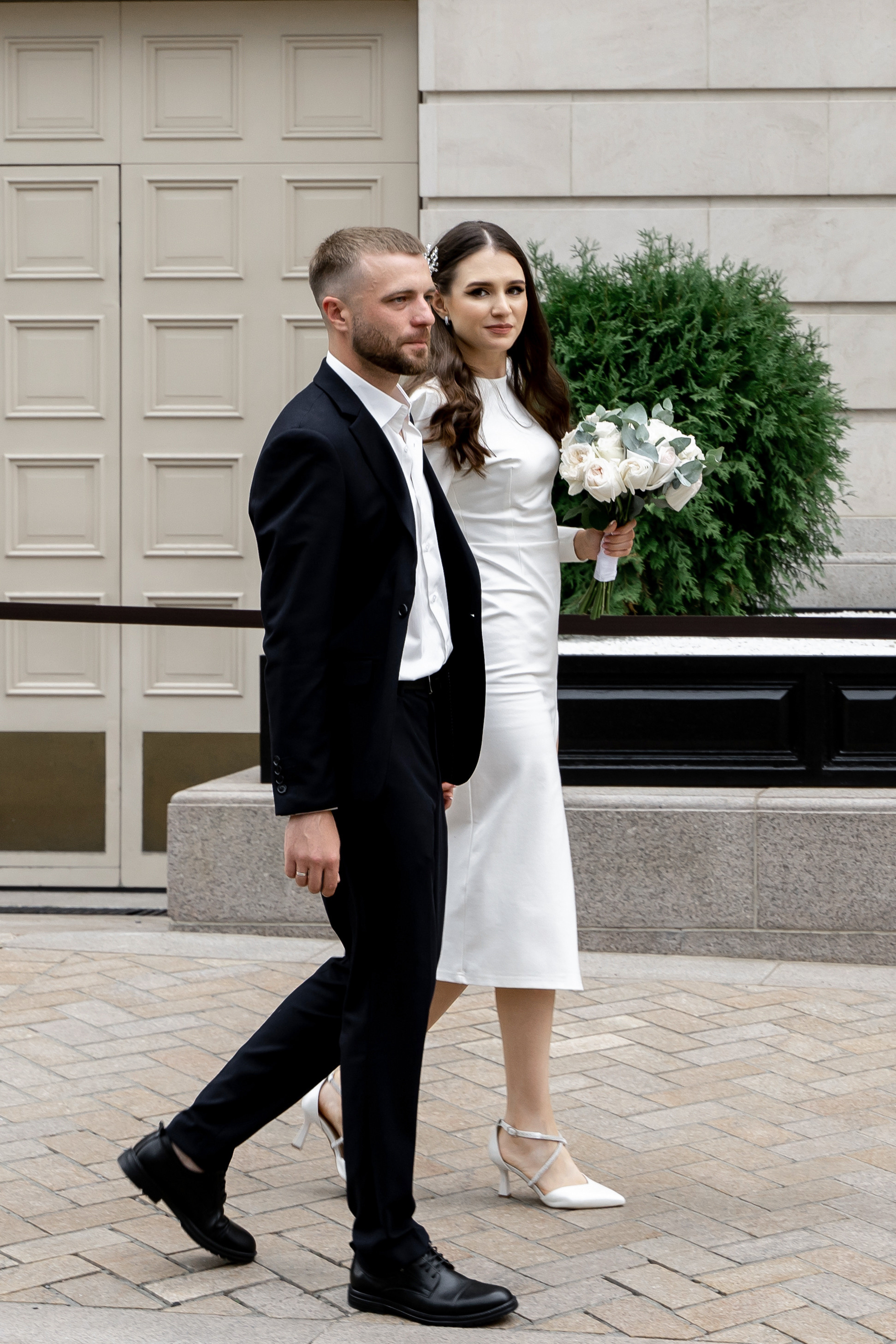 Свадебный фотограф в Москве. Свадебный фотограф Видное, Бутово. Роспись во дворце бракосочетания Южное Бутово. Регистрация брака в Москве и Московской области. Фотограф на свадьбу. Свадебная фотосессия в центре  Москвы. Фотосессия Хилков переулок. Фотосессия свадебного банкета  в ресторане. Выездная регистрация брака. Фотосессия молодоженов. Свадебная прогулка. Жених и невеста в день свадьбы. 