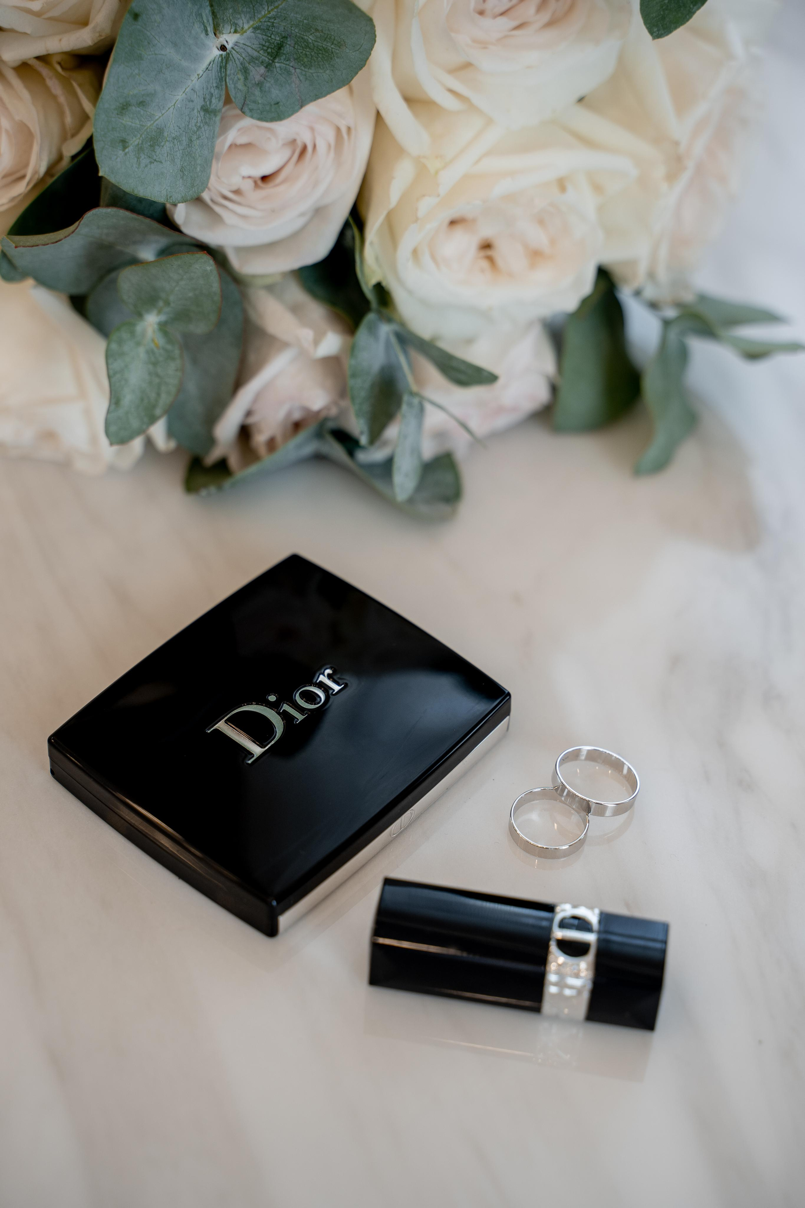 Свадебный фотограф в Москве. Свадебный фотограф Видное, Бутово. Роспись во дворце бракосочетания Южное Бутово. Регистрация брака в Москве и Московской области. Фотограф на свадьбу. Свадебная фотосессия в центре  Москвы. Фотосессия Хилков переулок. Фотосессия свадебного банкета  в ресторане. Выездная регистрация брака. Фотосессия молодоженов. Свадебная прогулка. Жених и невеста в день свадьбы. 