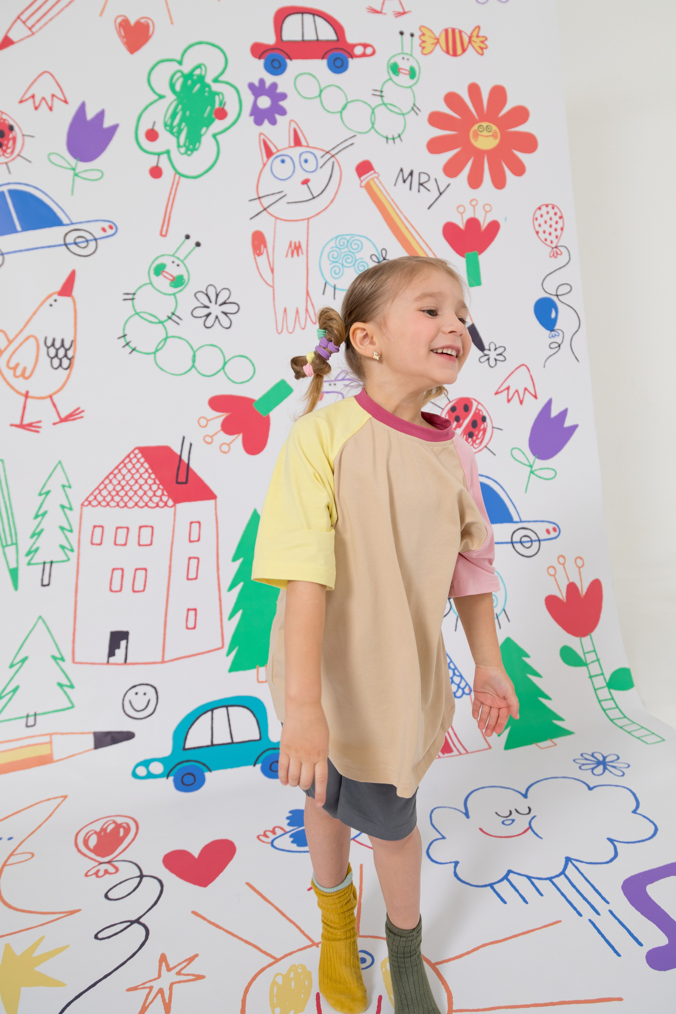 Имиджевая и каталожная съёмка для бренда детских пазлов. Детский и контент фотограф Надя Волкова Санкт-Петербург