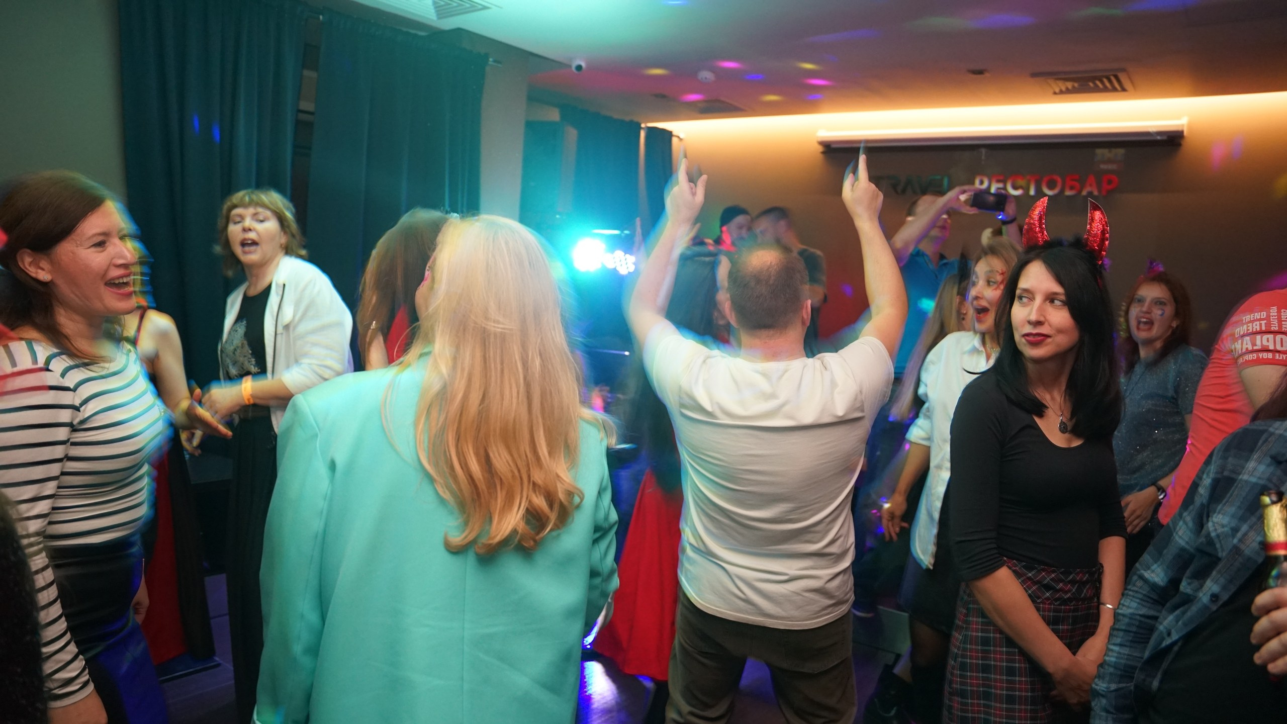 Возвращение зловещих попотрясов. Клубная вечеринка | 28.10.22. Галерея Фантим