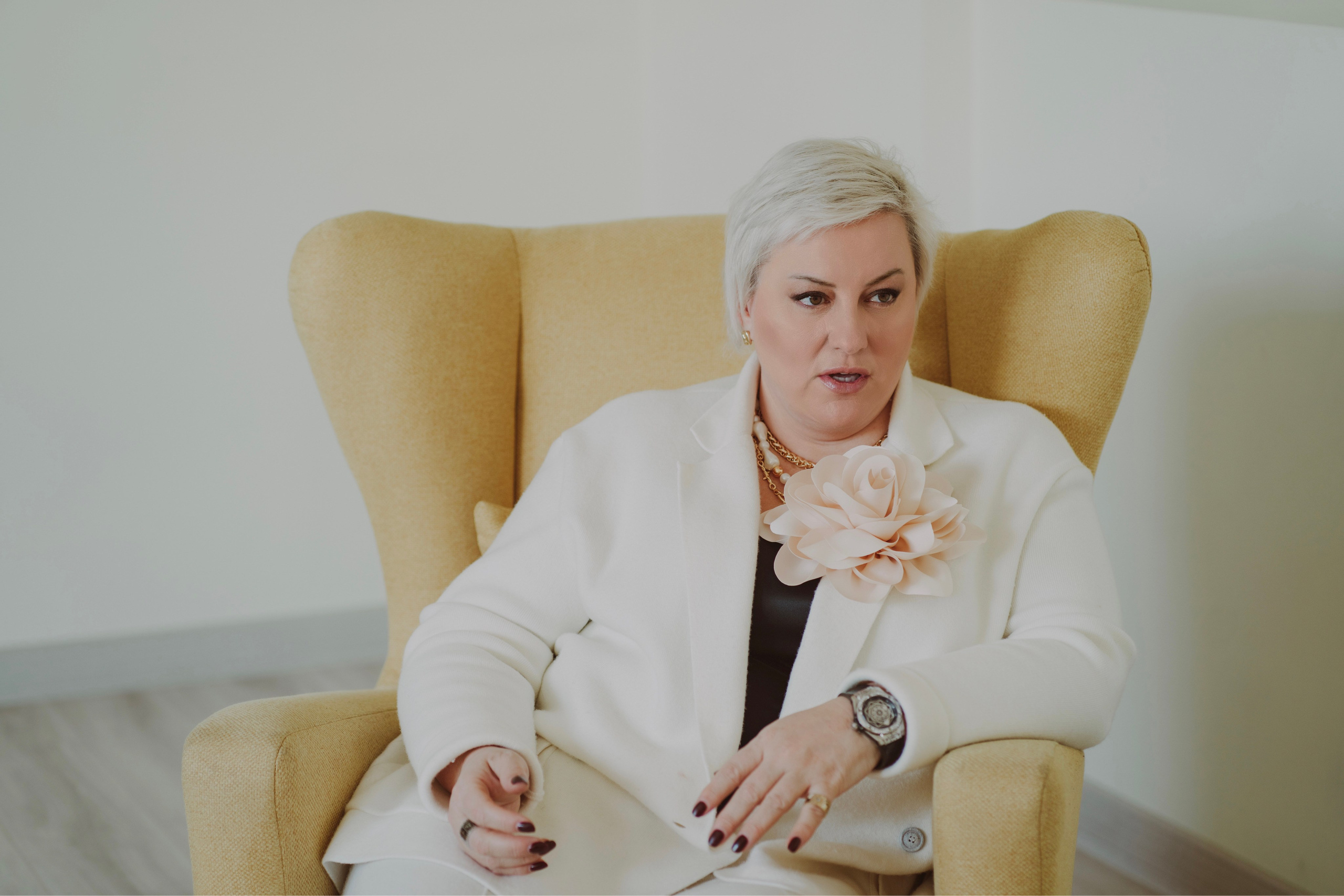 Запись подкаста с экспертом. Творческие фотосессии в Москве. Фотоальбом лидера группы ЯЛО