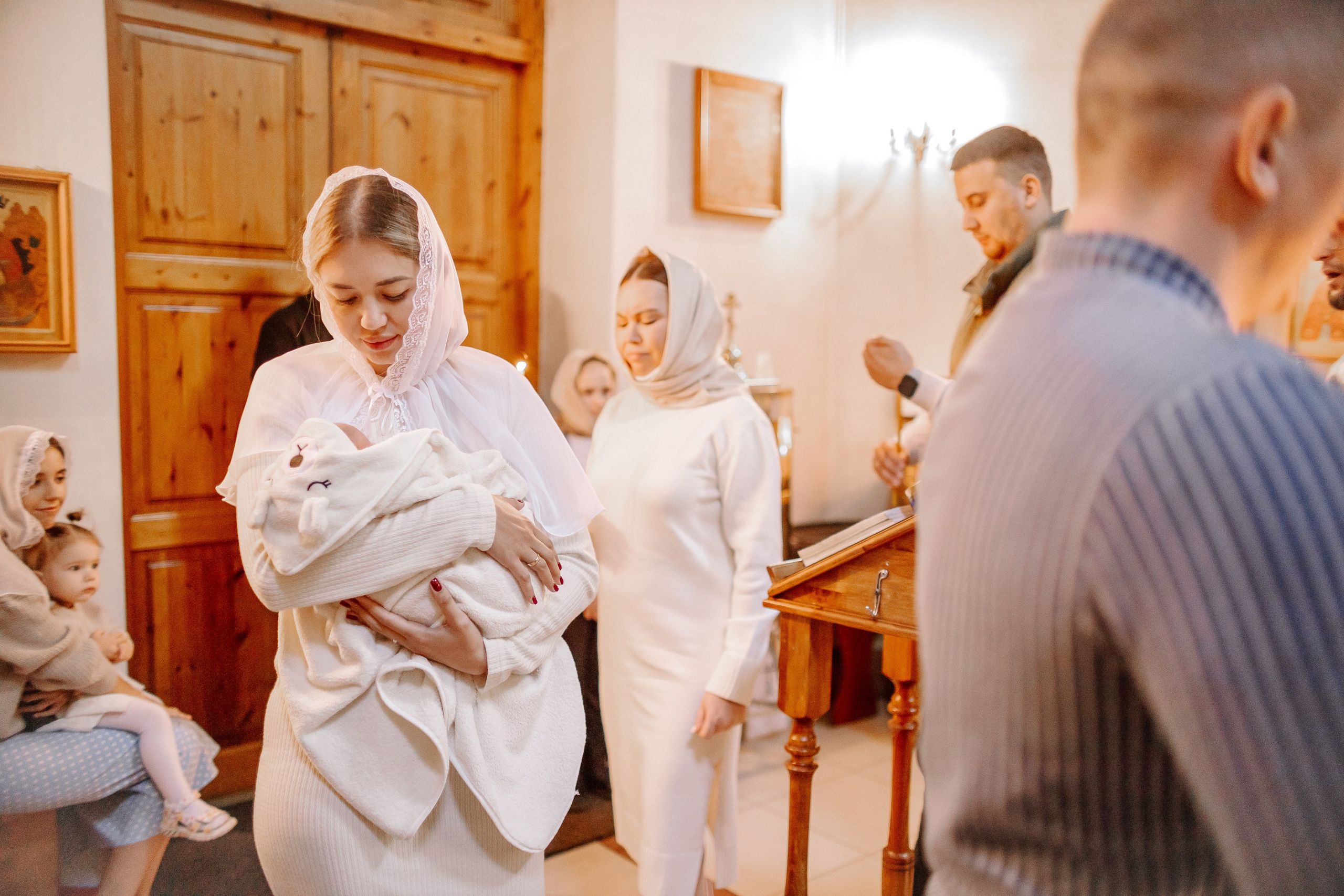Ева (Храм в Тарасовке). Семейный и детский фотограф в Челябинске Елена Вышегородцева