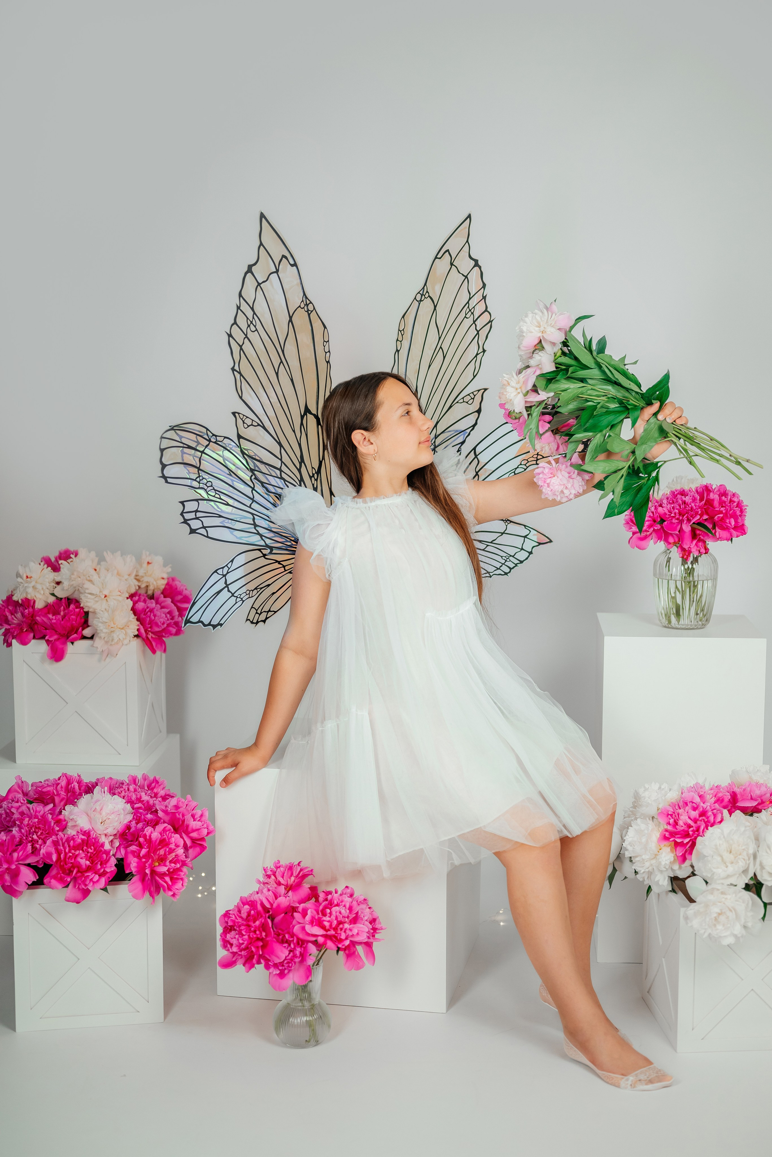 Семья в пионах. Семейный фотограф в Краснодаре