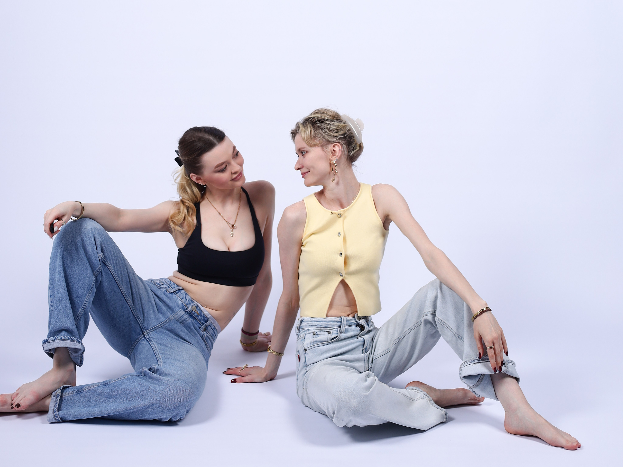 Дарья и Анна. Фотостудия без фотографа Чехов. Первая студия автопортрета в Чехове