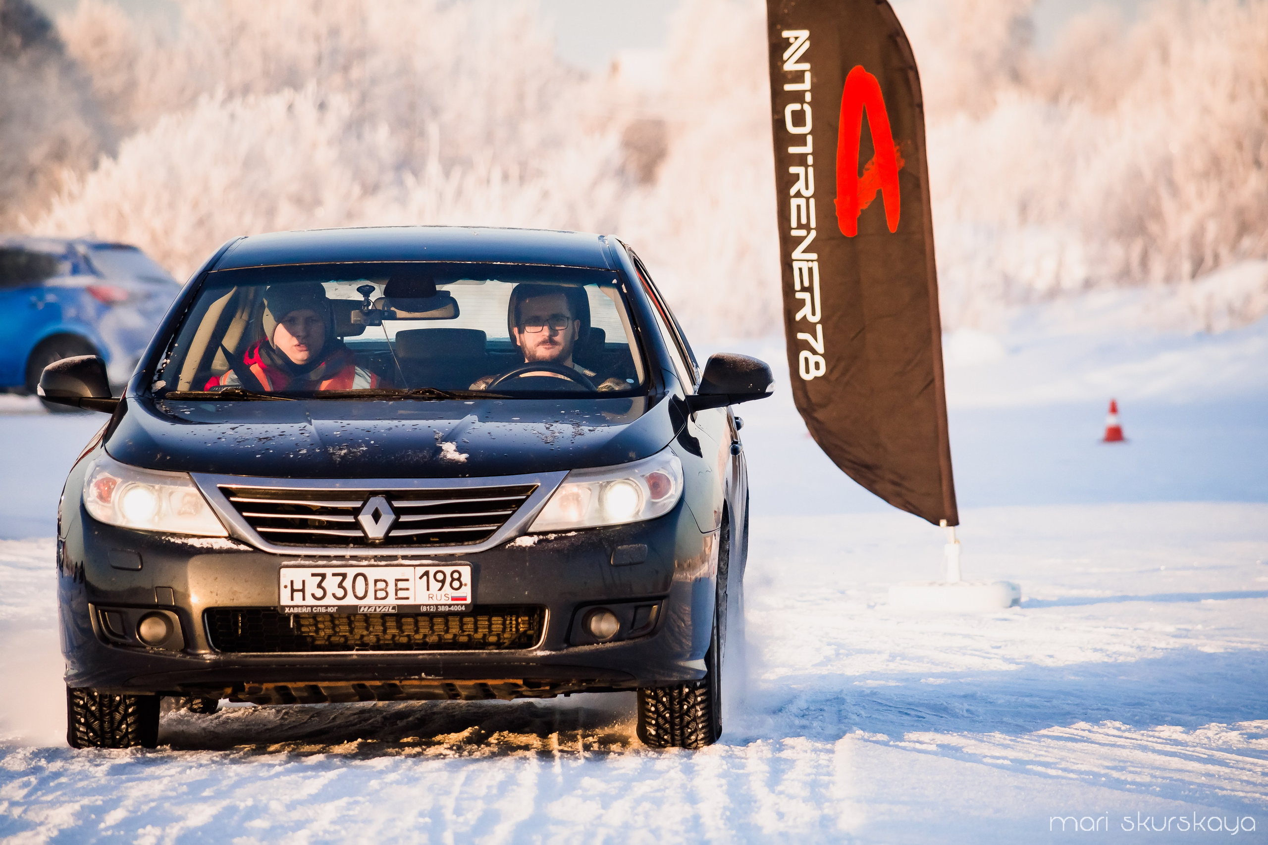 Контраварийная практика вождения автомобиля. Мотофотограф в Санкт-Петербурге Мария Скурская