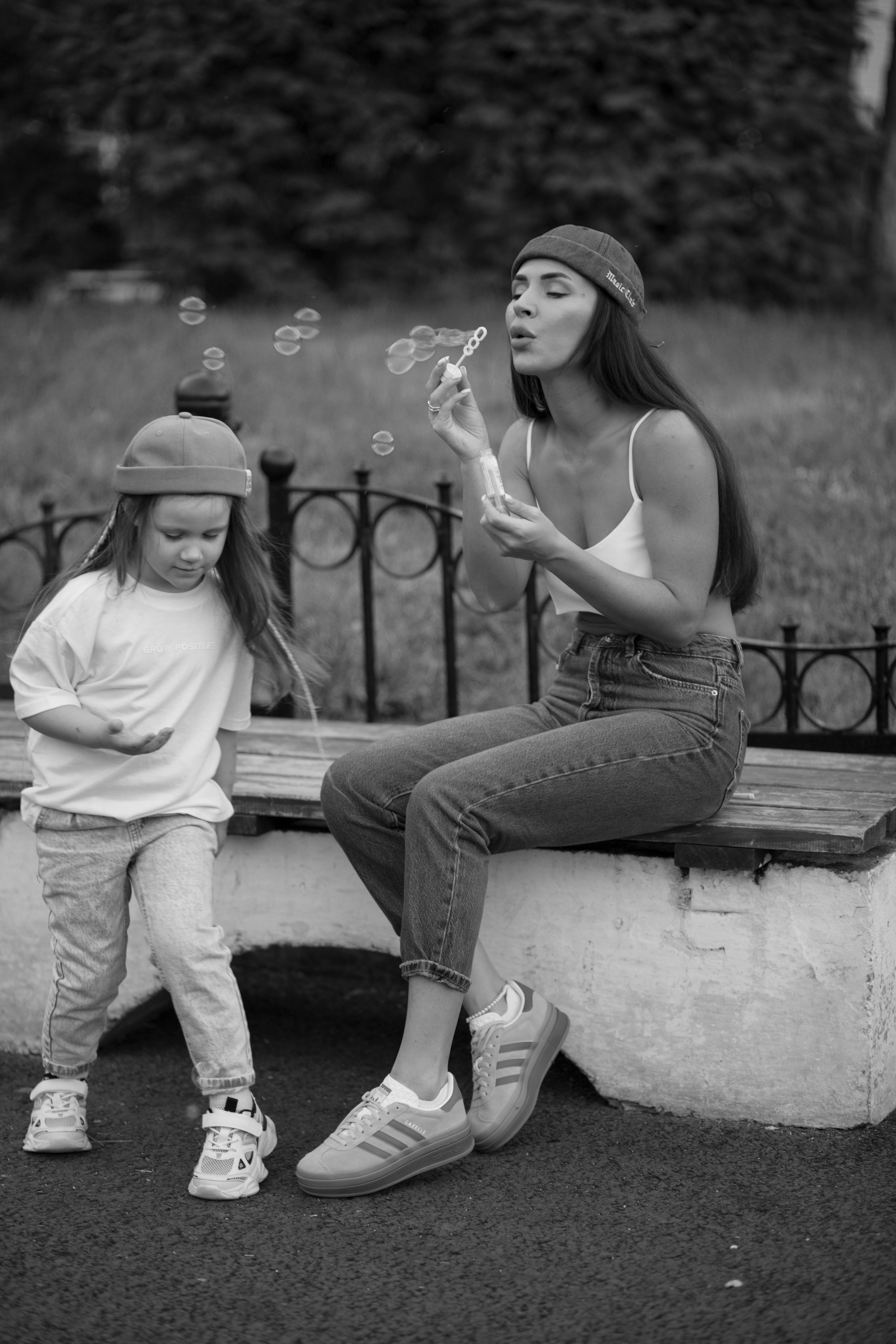 Прогулочная мама с дочкой. ПОРТРЕТНЫЙ ФОТОГРАФ АЛЁНА САВИНА